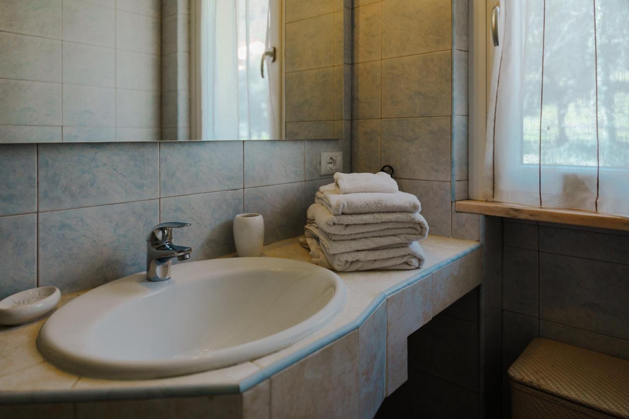 Oliveto Apartment *