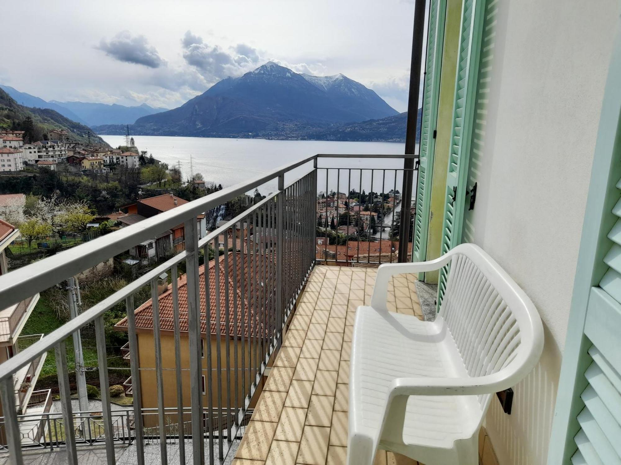 Magical House On The Lake Of Como