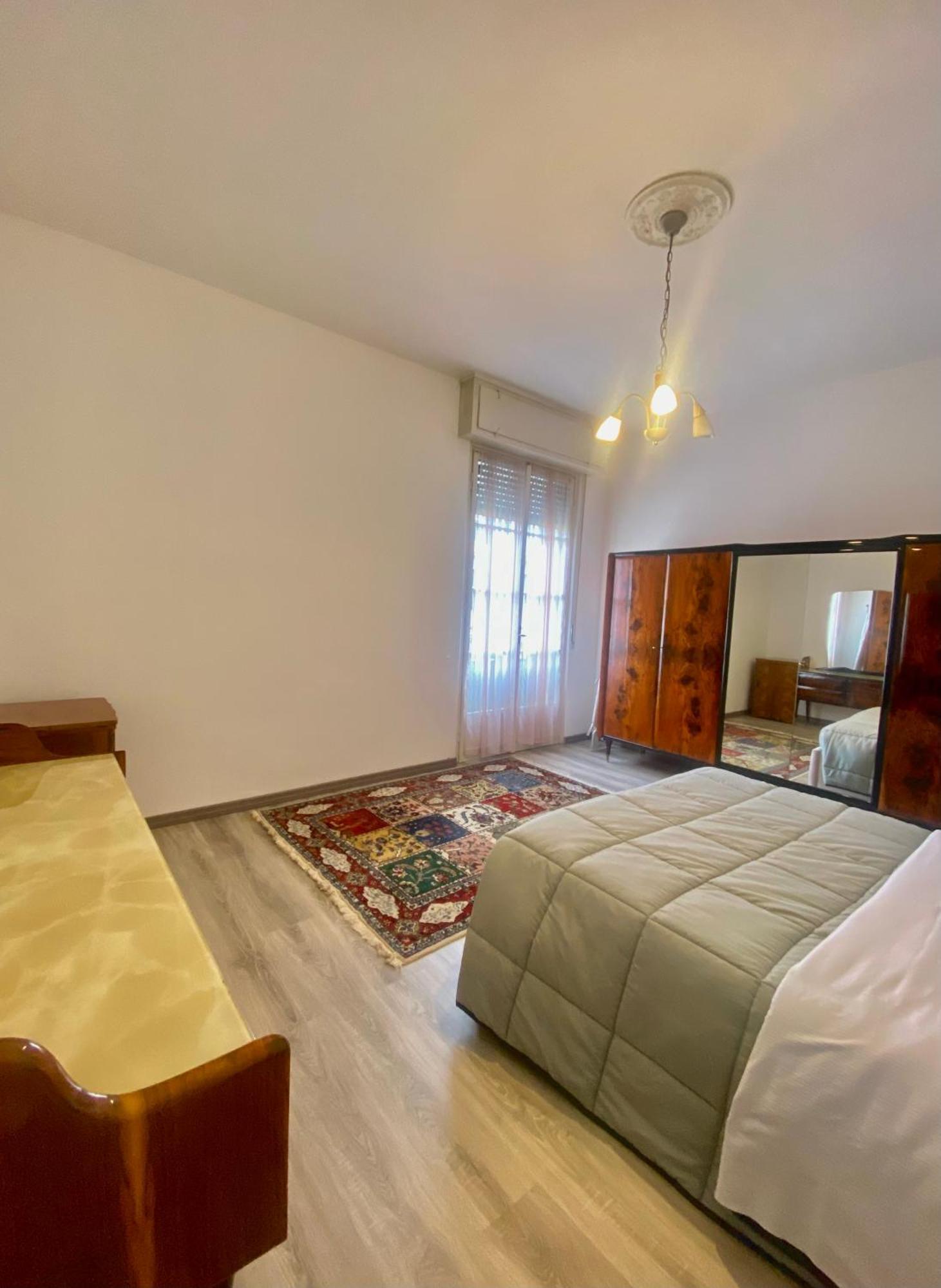 Appartamento Casa Sara Como Lake Parcheggio Interno Privato