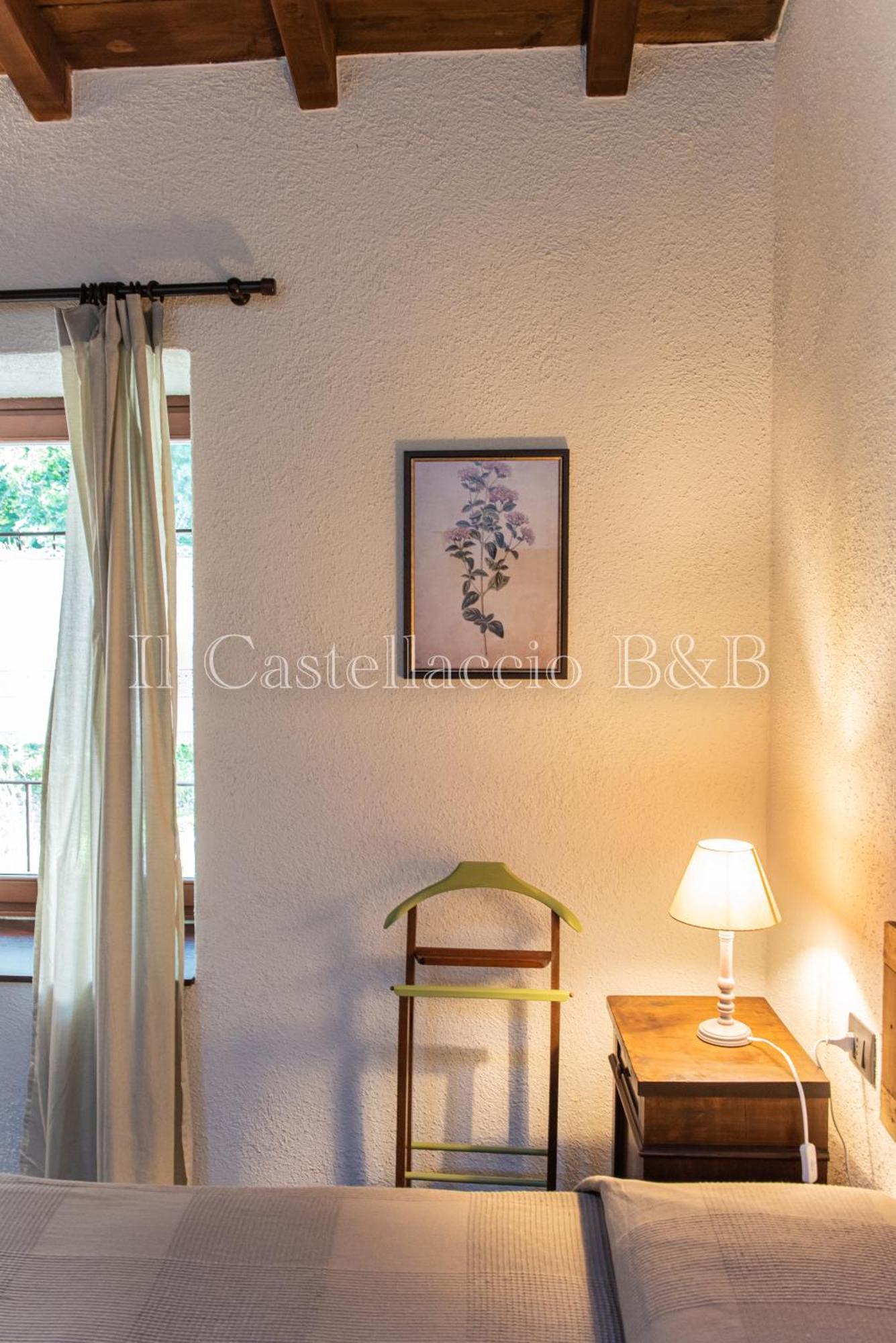 Il Castellaccio - Bed & Breakfast *