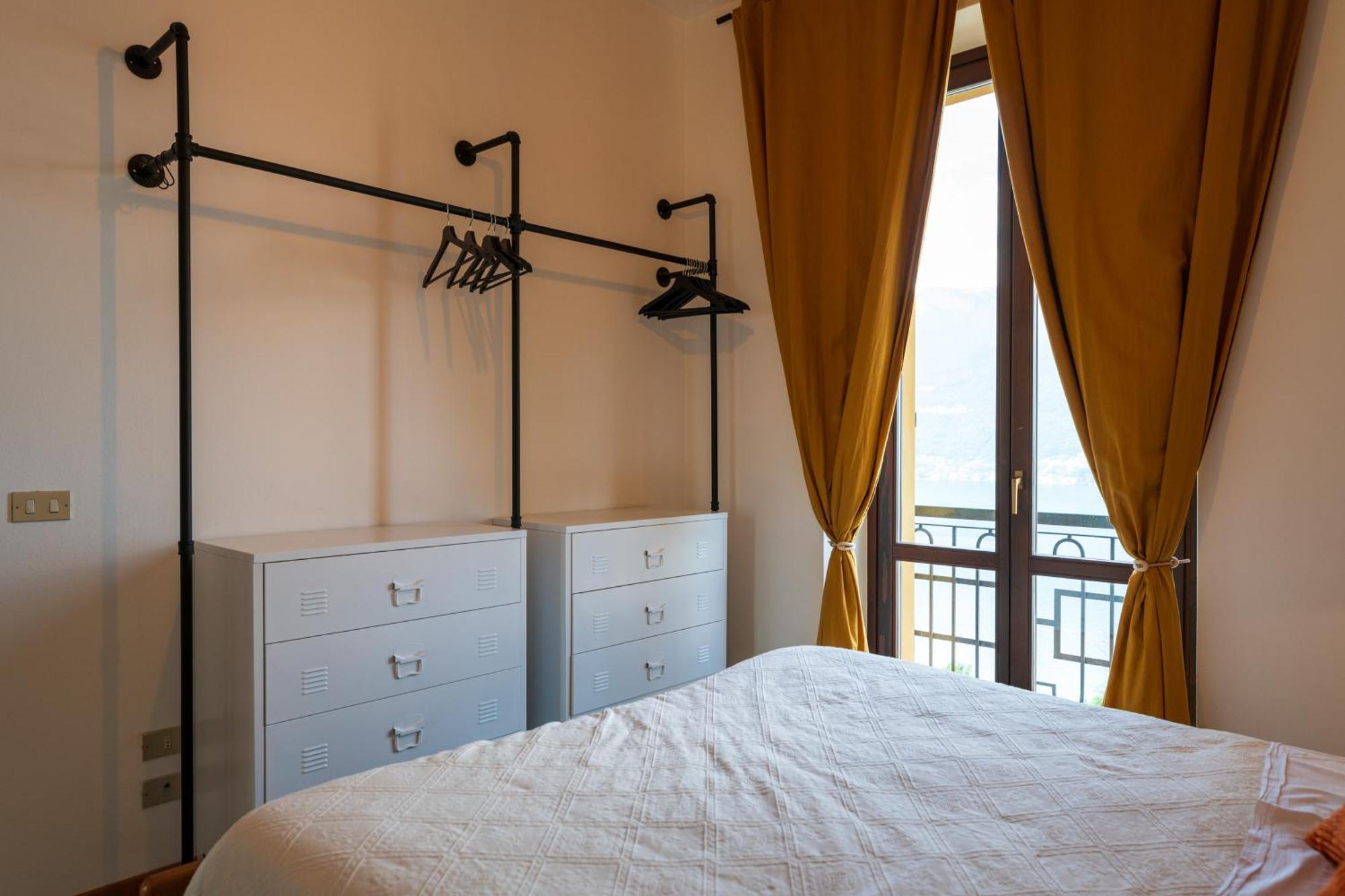Apartment Lezzeno Lakeview With Swimmingpool Bellano