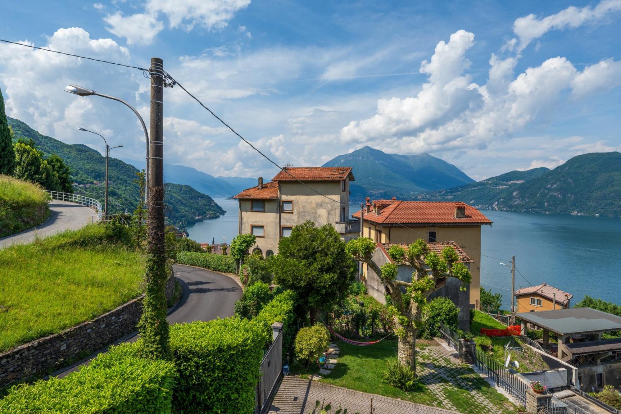 Lezzeno Lakeview With Swimmingpool Apartment *