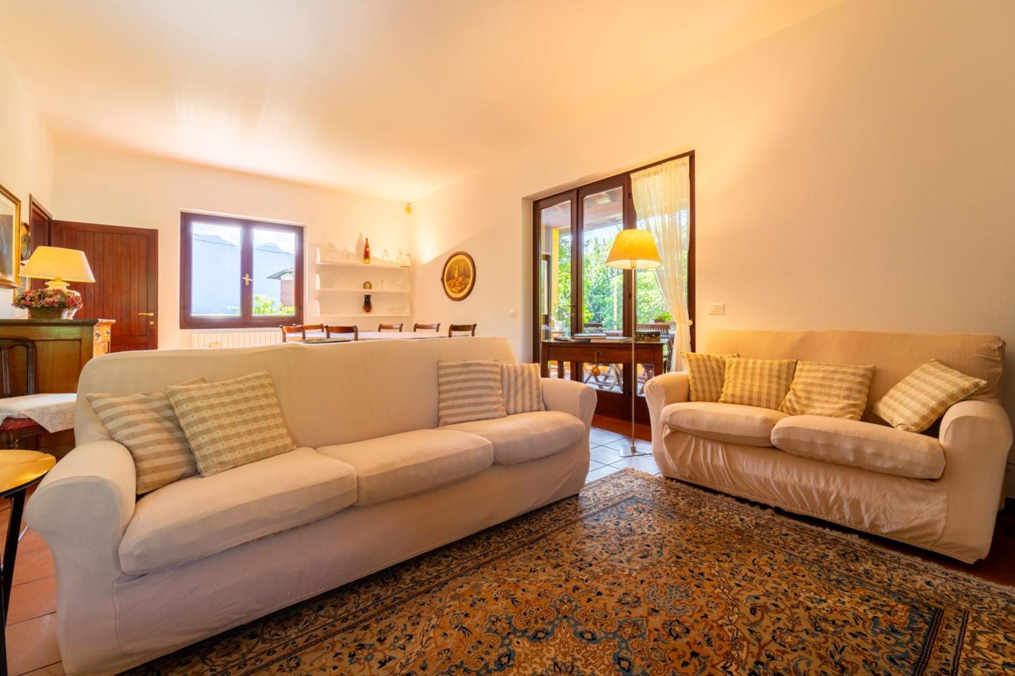 Camelia With Garden By Wonderful Italy Holiday home Bellagio