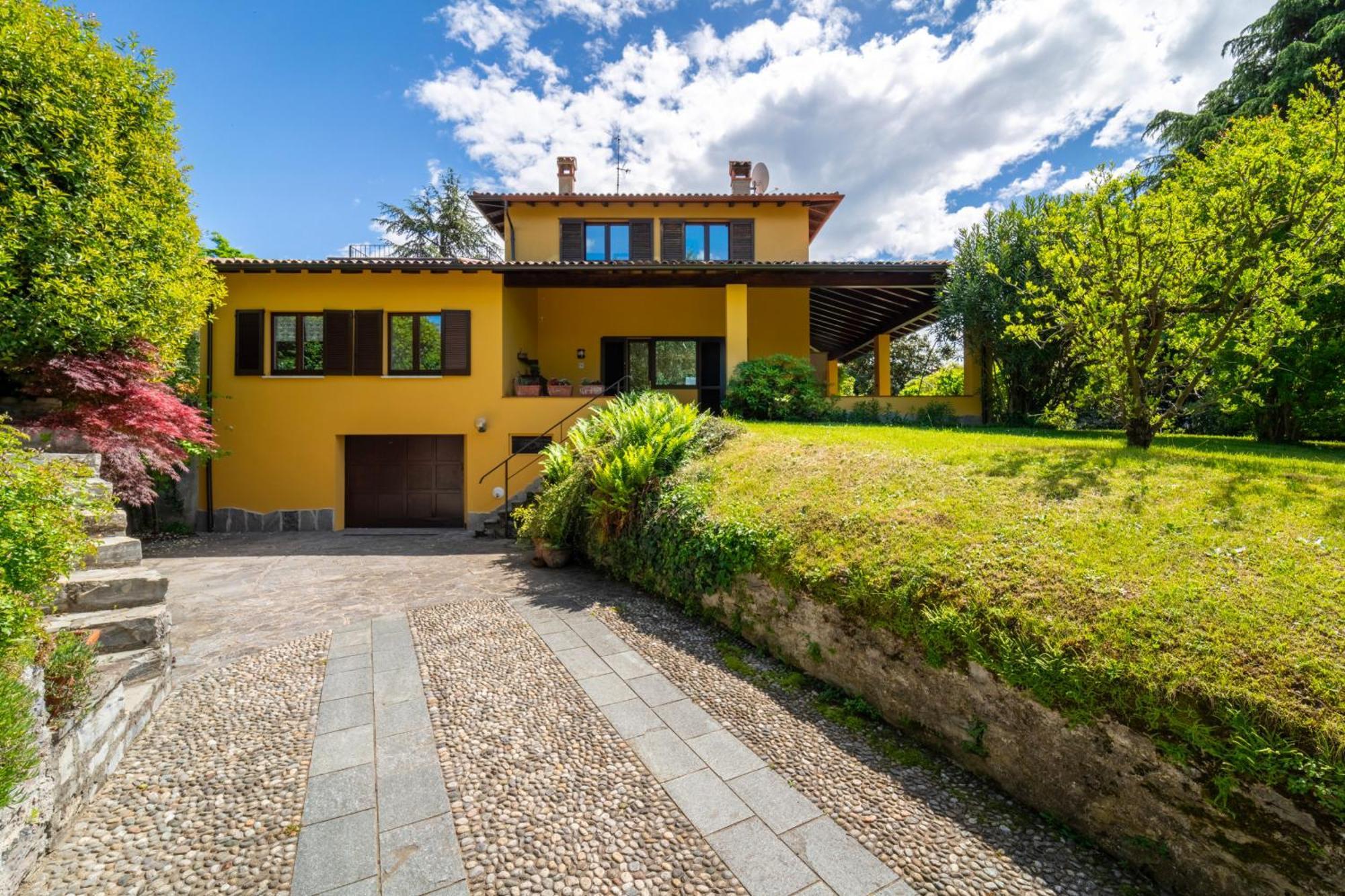 Ferienhaus Camelia With Garden By Wonderful Italy