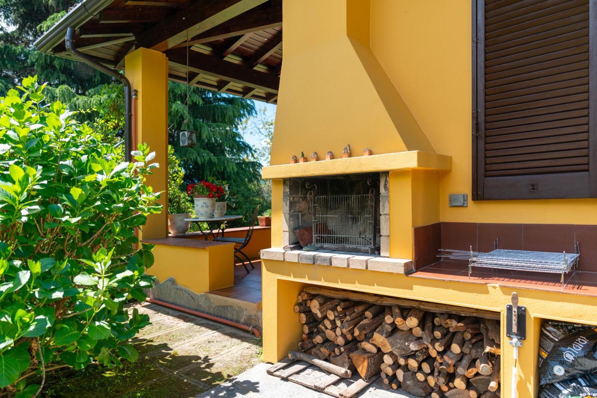 Camelia With Garden By Wonderful Italy Holiday home *