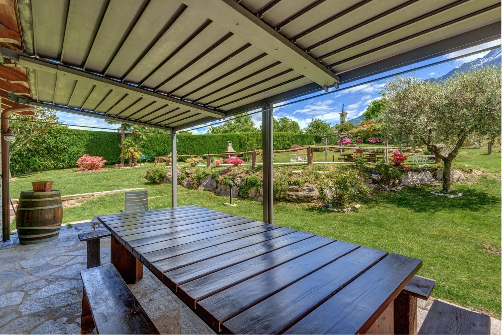 La Corte With Amazing Pool And Garden Villa Colico