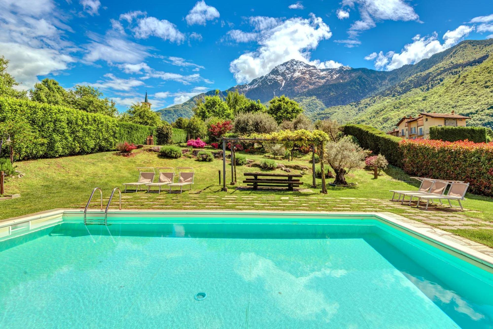 La Corte With Amazing Pool And Garden Villa *