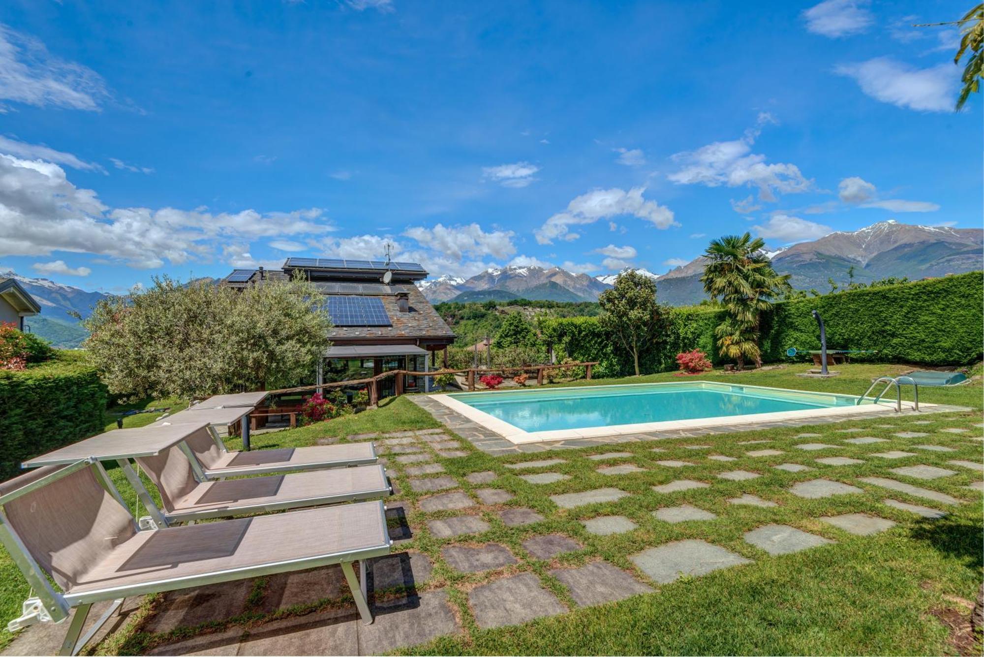 La Corte With Amazing Pool And Garden Villa
