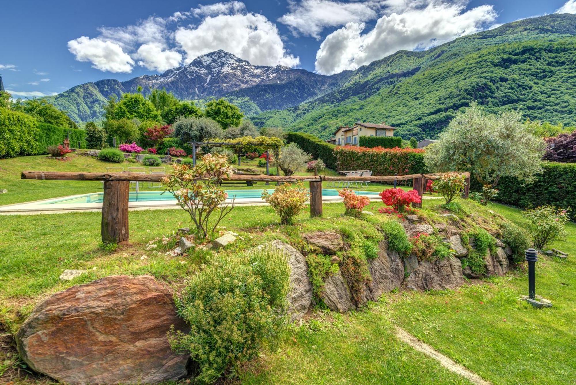 La Corte With Amazing Pool And Garden Villa Colico