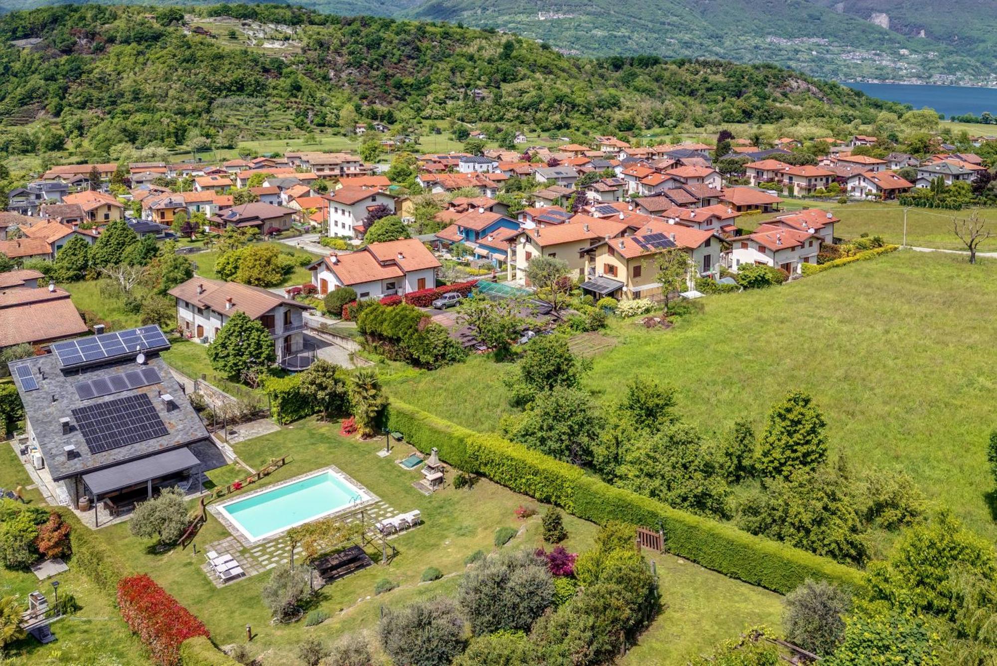 La Corte With Amazing Pool And Garden * Colico