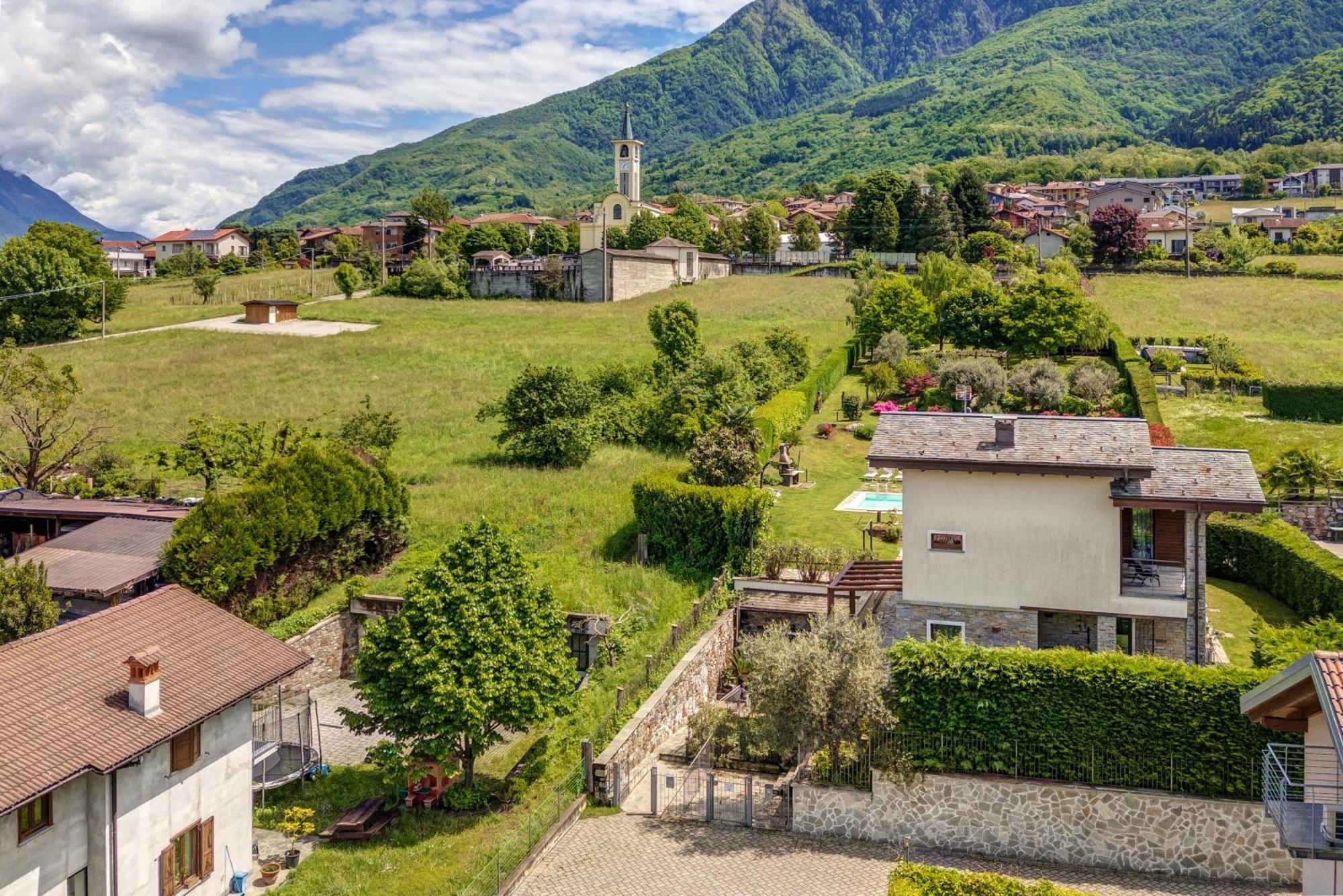 La Corte With Amazing Pool And Garden Villa