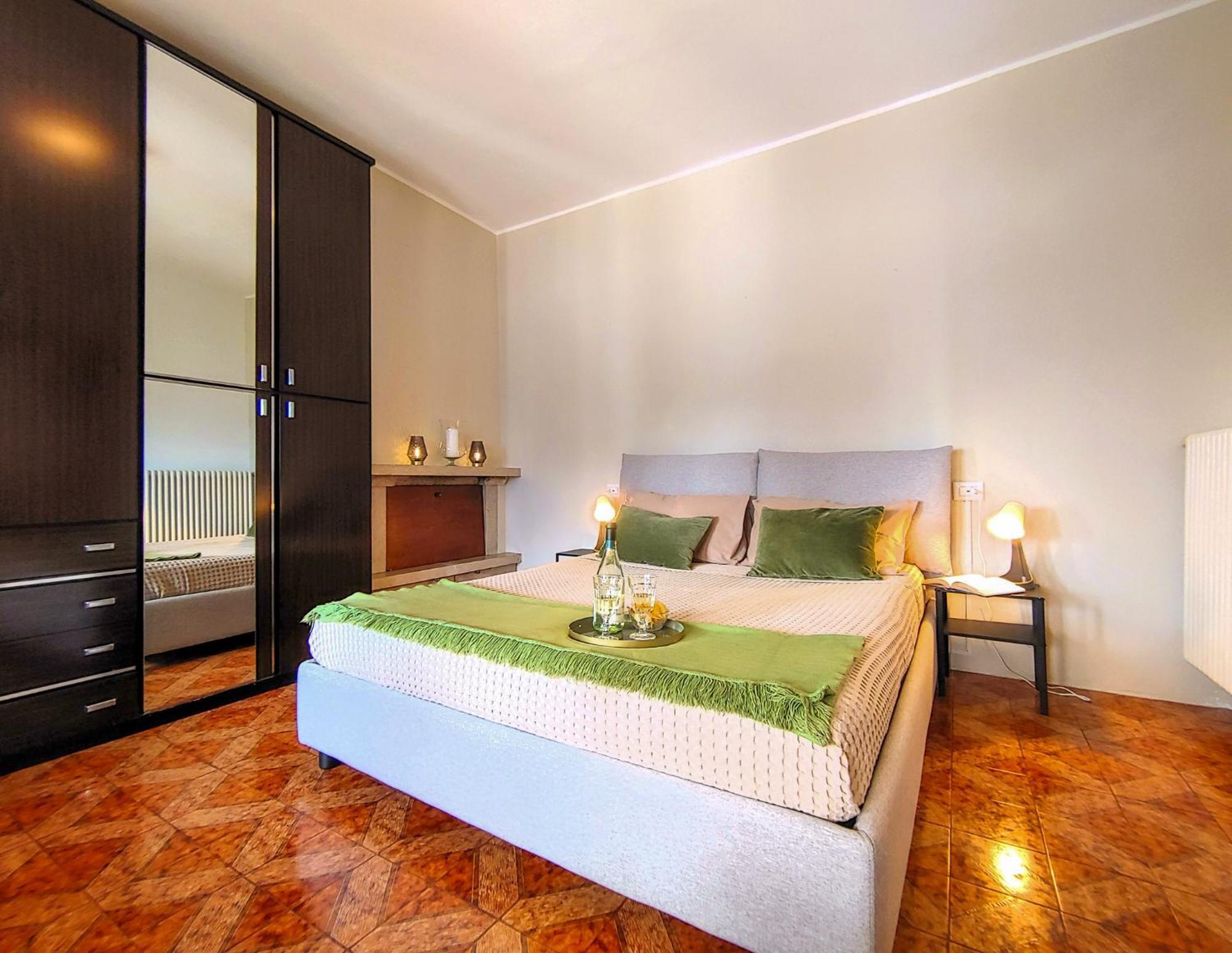 Caninett Apartment *