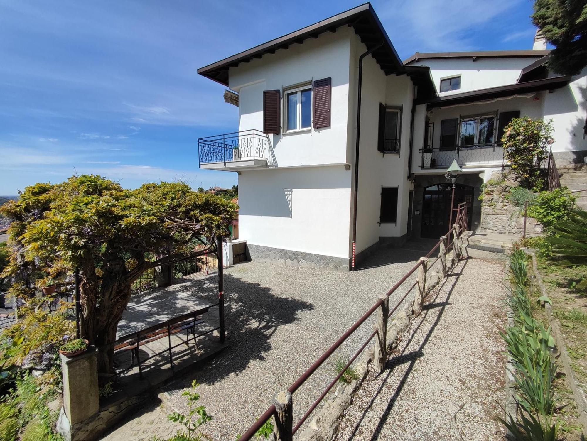 Antonella, App. Vittoria Apartment Tavernerio