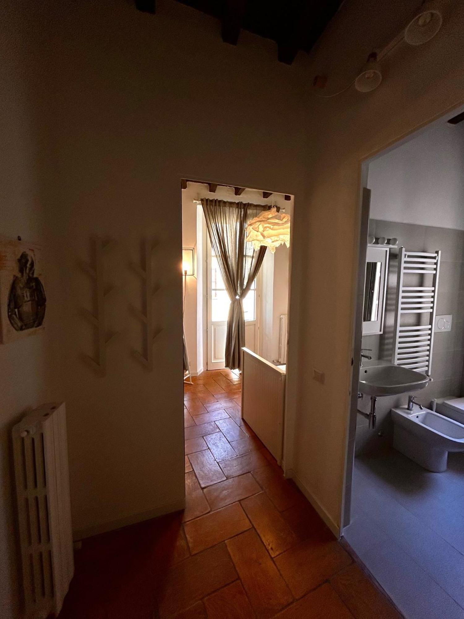 Viacoloniola37 *