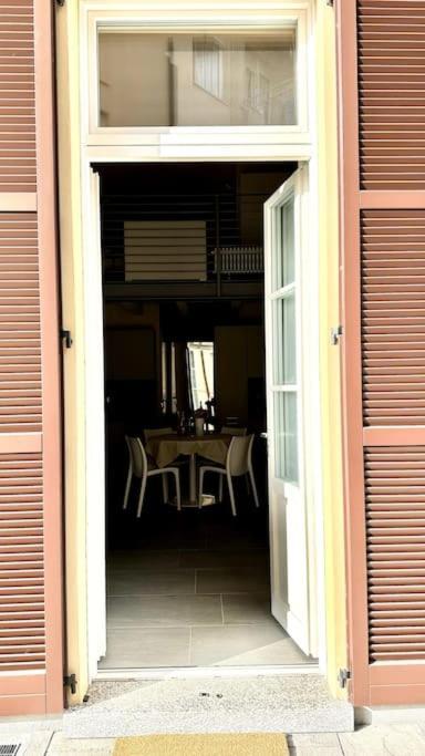 Apartment Duomo Modern Loft 100mt From Duomo And Como