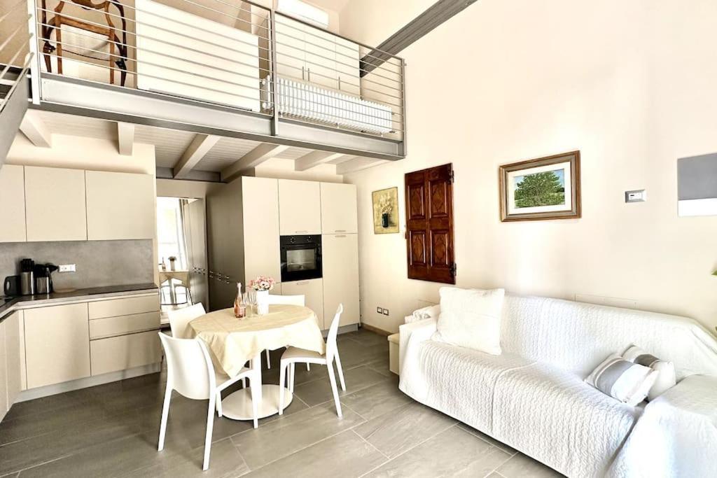 Duomo Modern Loft 100mt From Duomo And