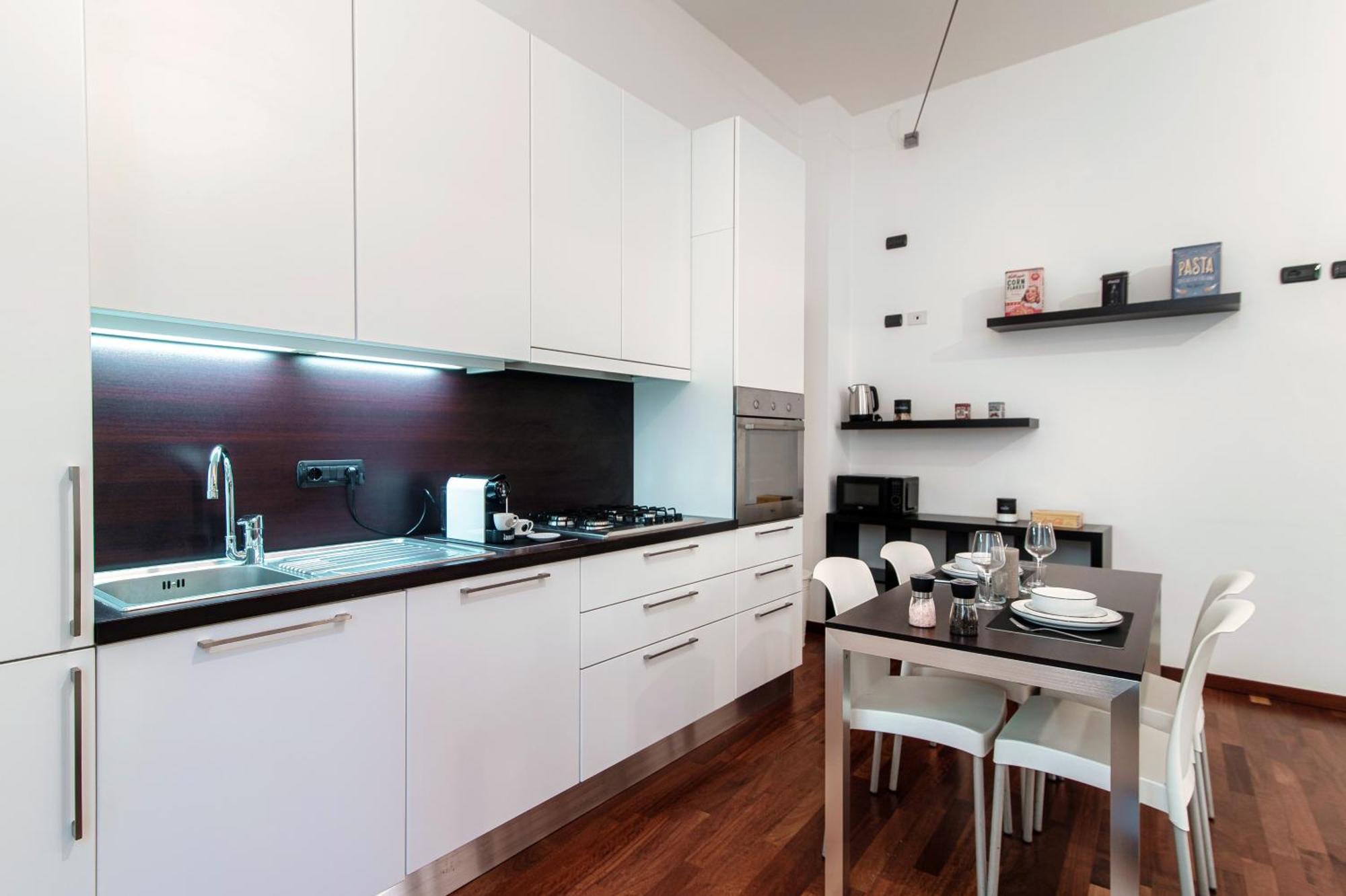 Apartment In One - By Myhomeincomo *