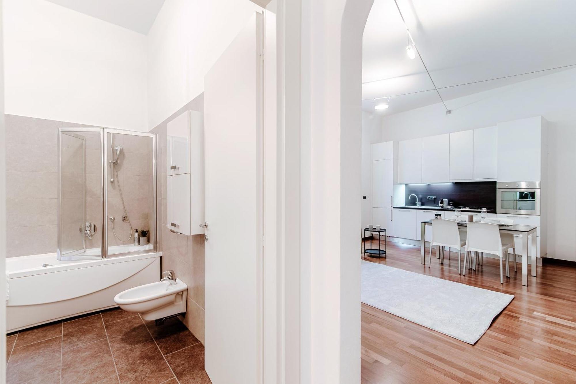 Apartment In One - By Myhomeincomo
