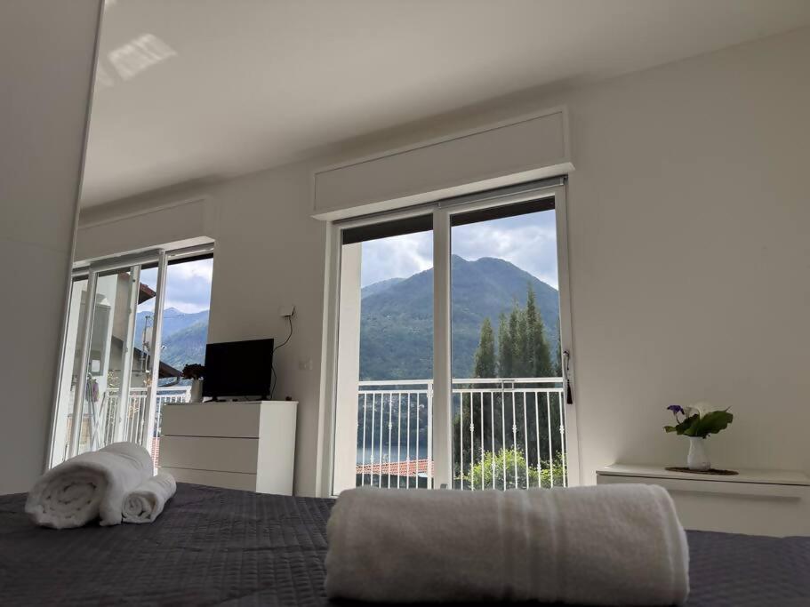 Luxury Sole Apartment Moltrasio