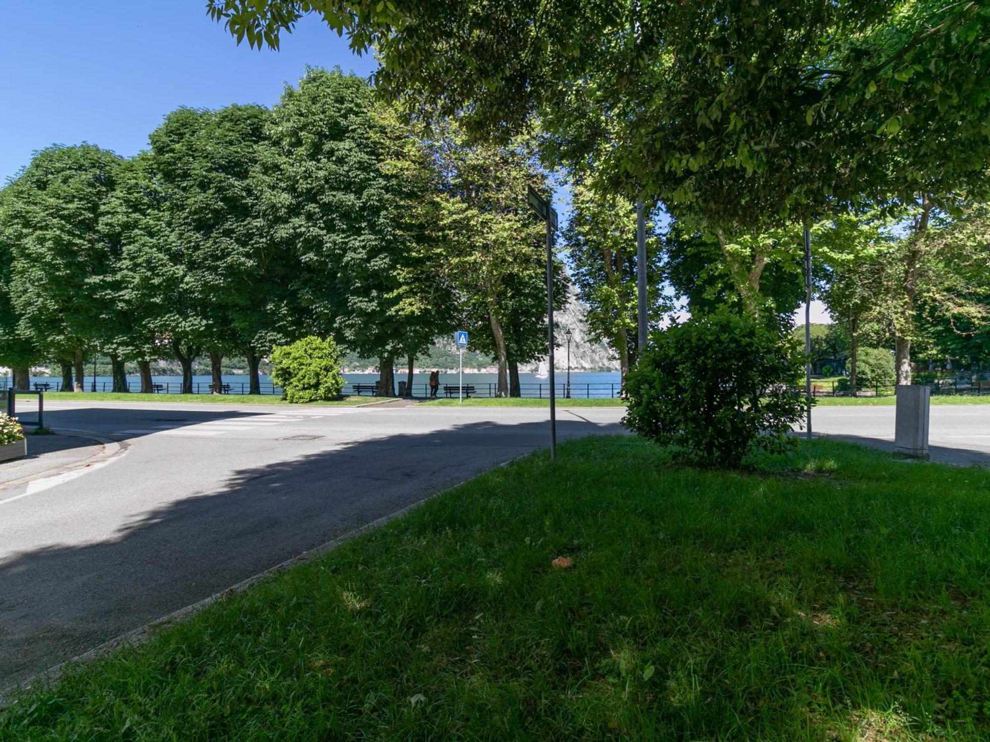 Welcomely - River Apartment