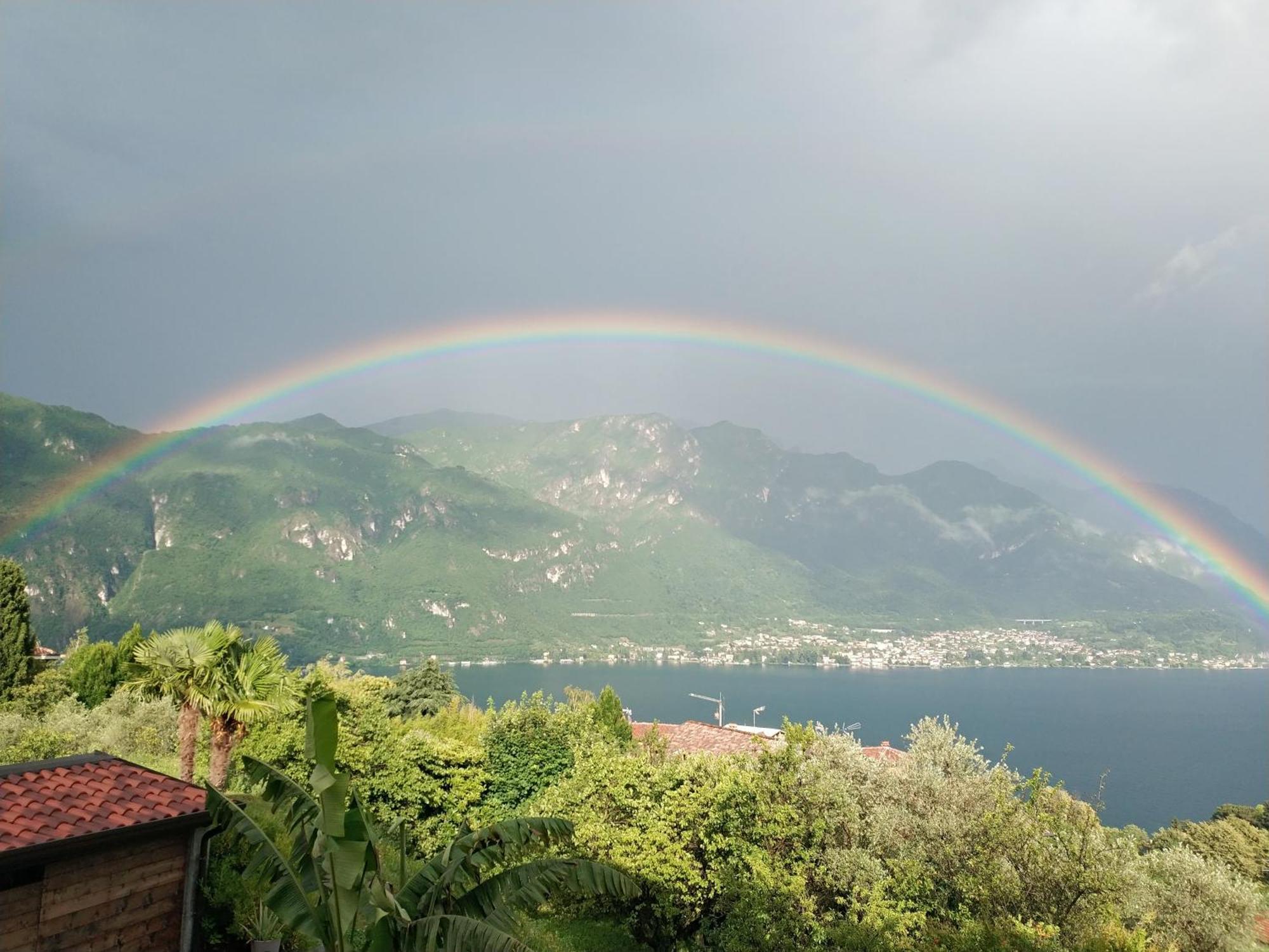 A Private And Parking Oliveto Lario