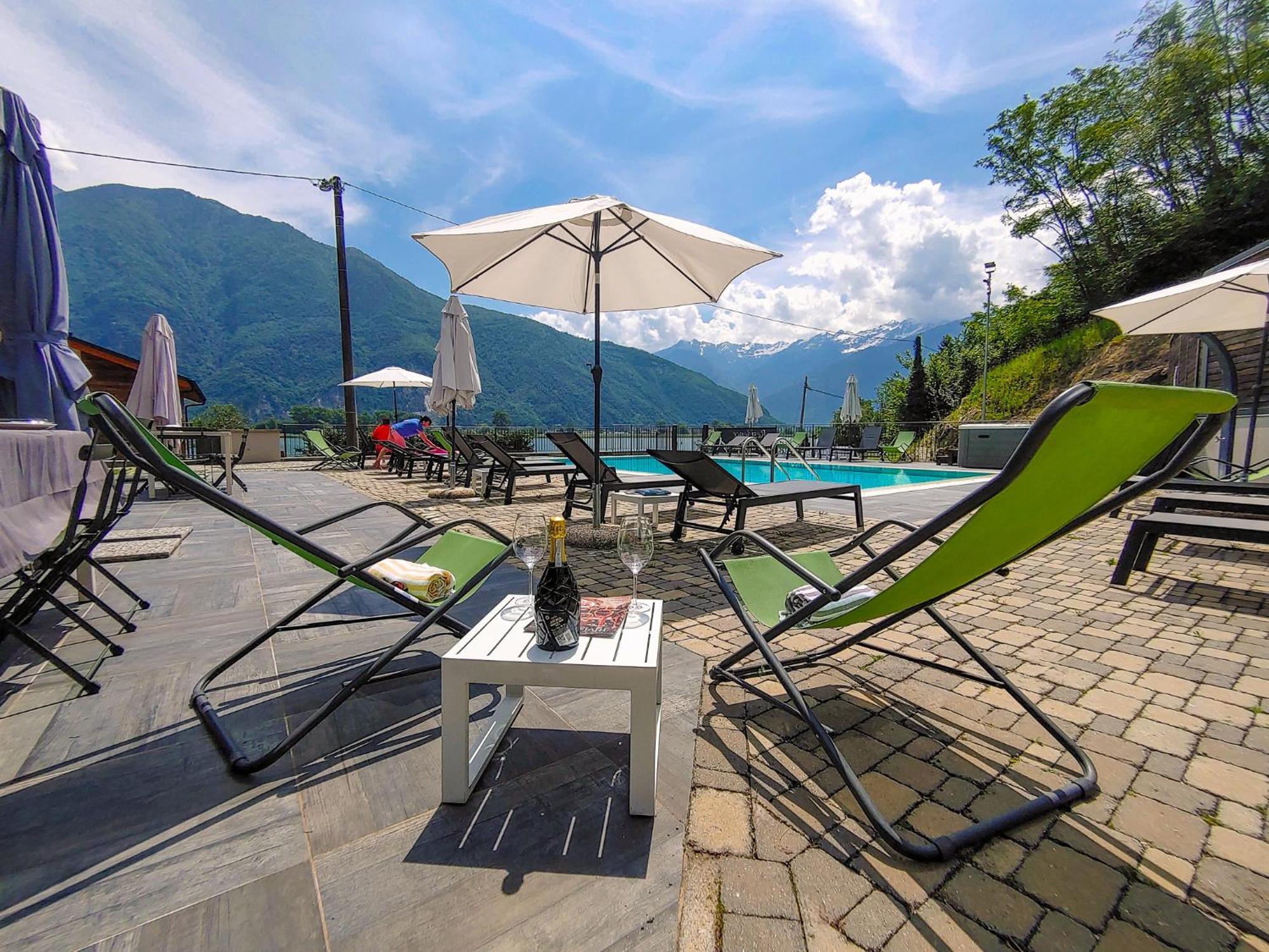 Apartment Armonia Mit Terrassen Am Dascio