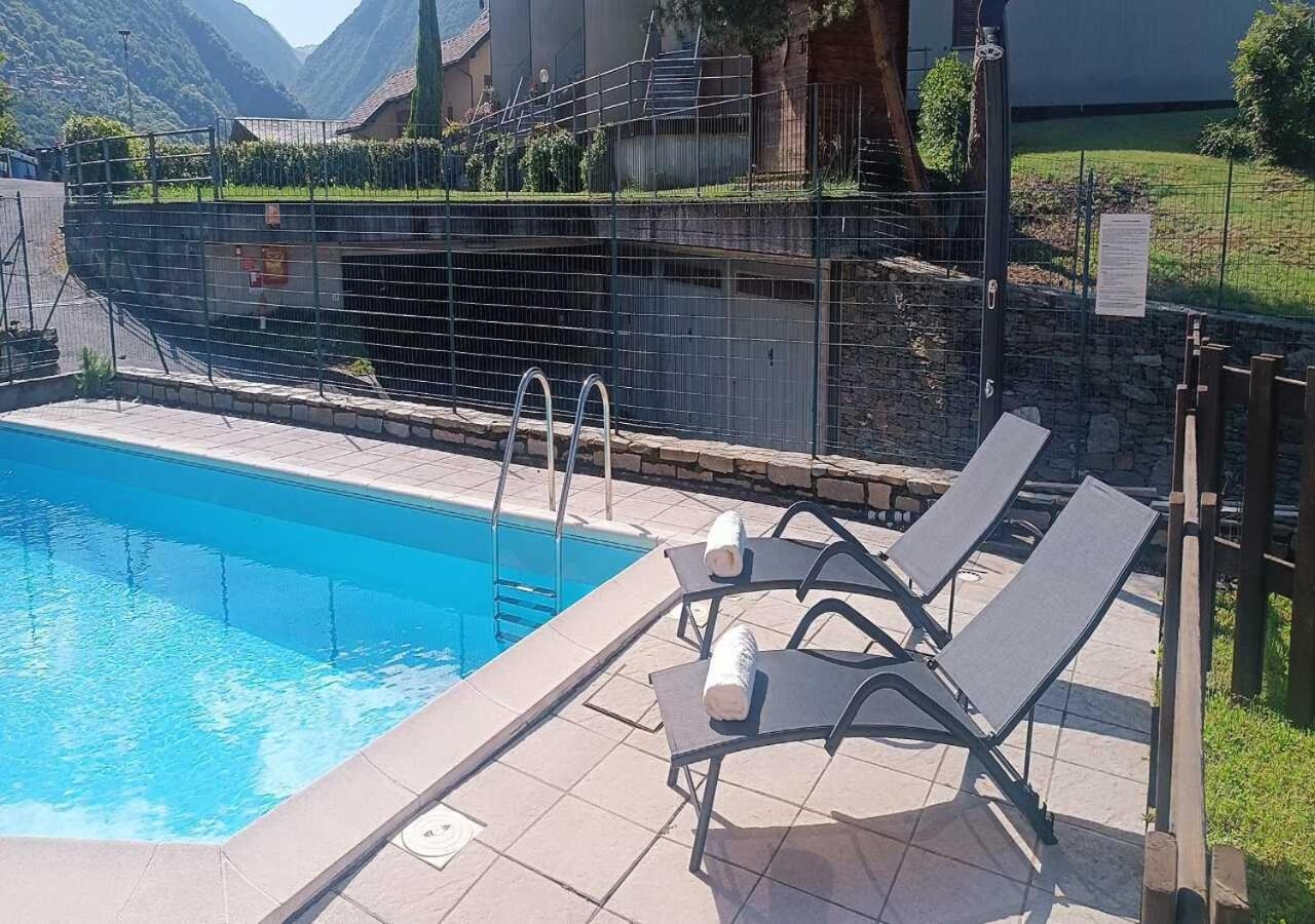 Solare Con Piscina - 5 *