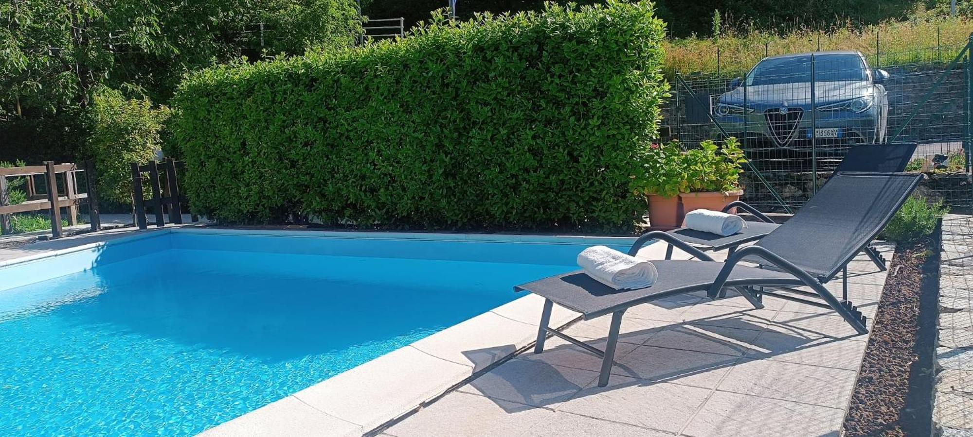 Solare Con Piscina - 5 * Sueglio