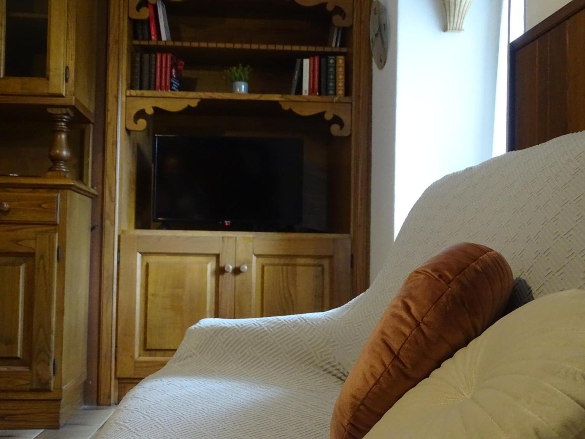 Privacy And Late Checkout Apartment Cercino