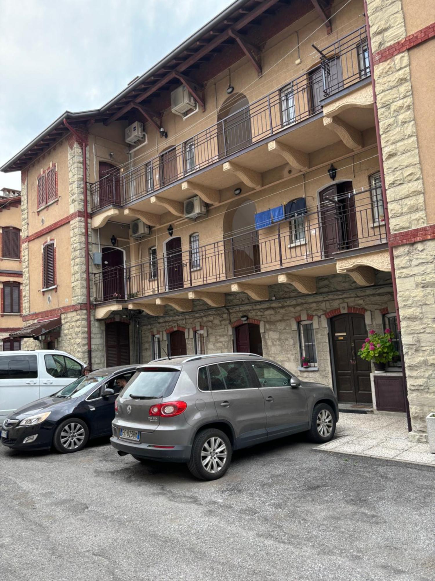 Mira Lecco