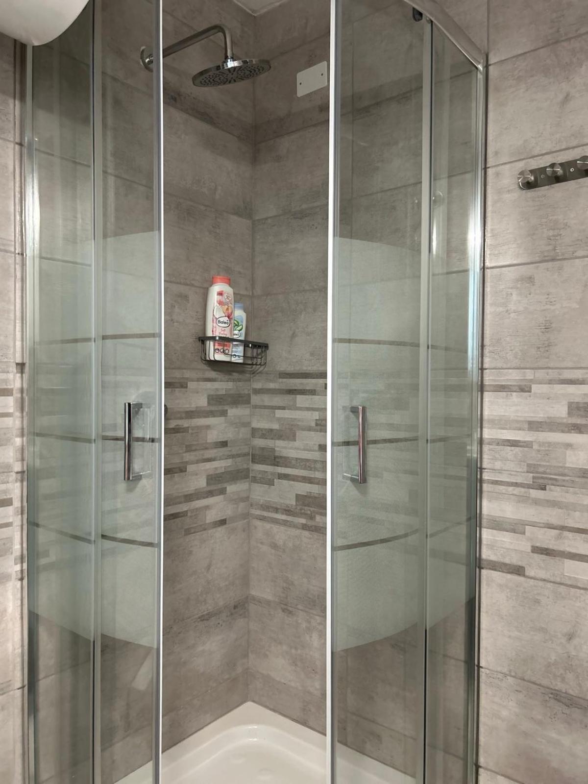Apartment Timco 3-story With View And Air-conditioner Torno