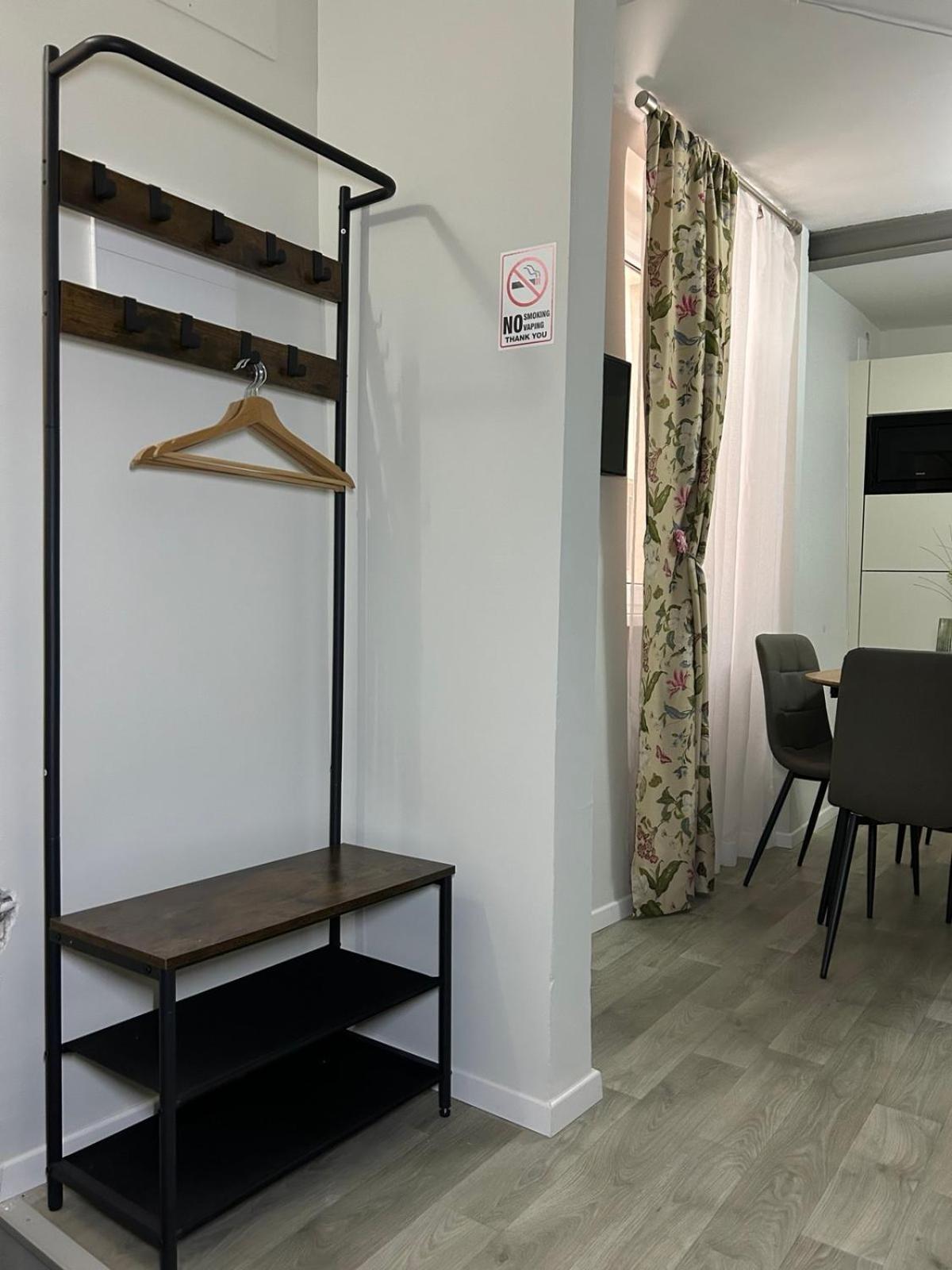 Apartment Timco 3-story With View And Air-conditioner Torno