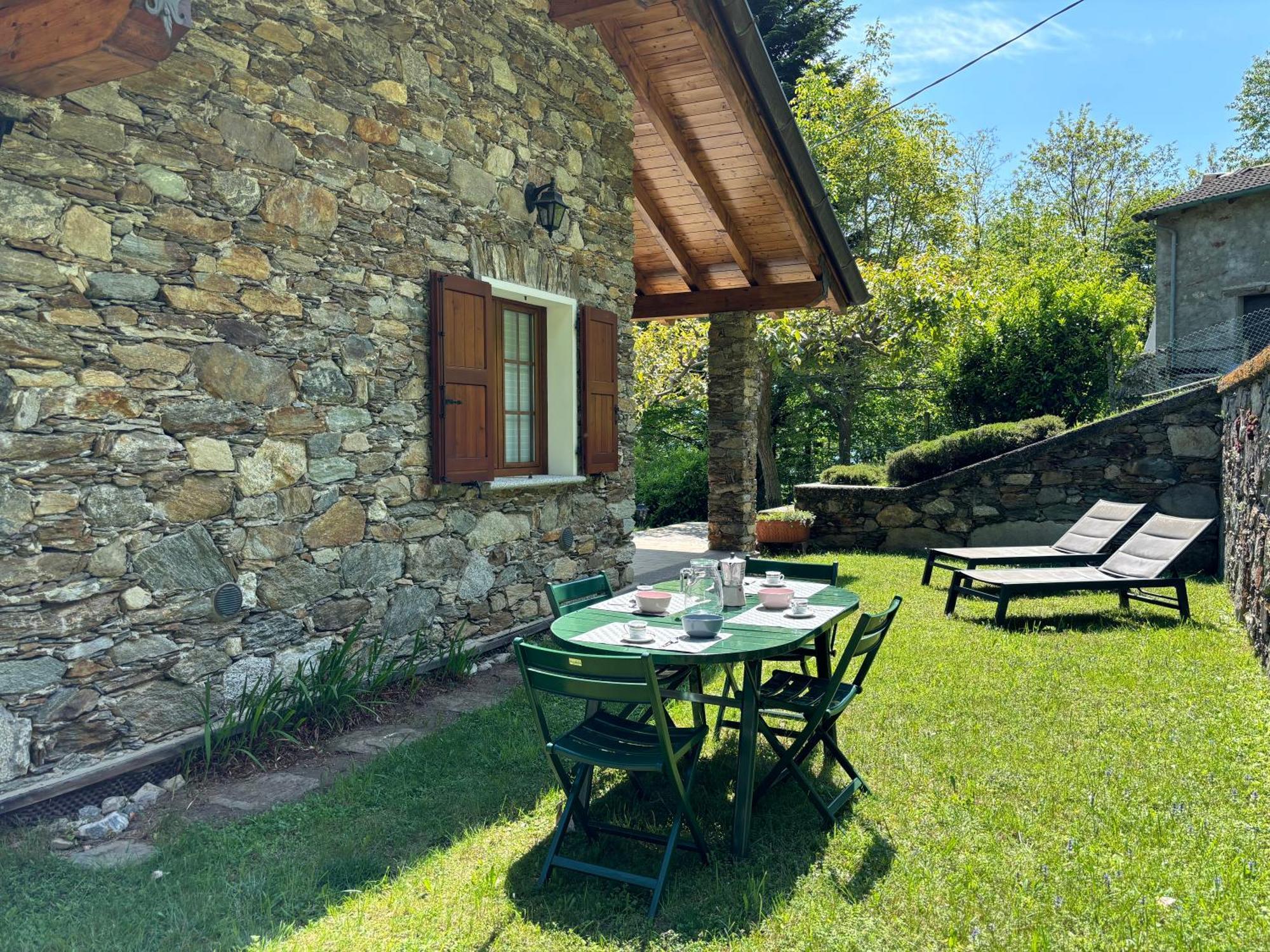 Casa Eva Pianello - Larihome A64 * Pianello Del Lario