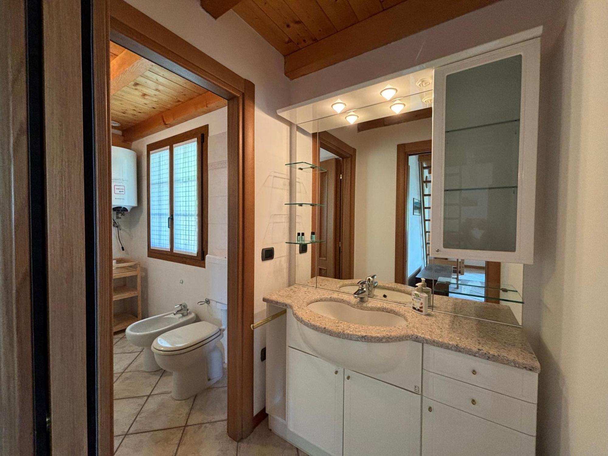 Casa Eva Pianello - Larihome A64 Apartment Pianello Del Lario