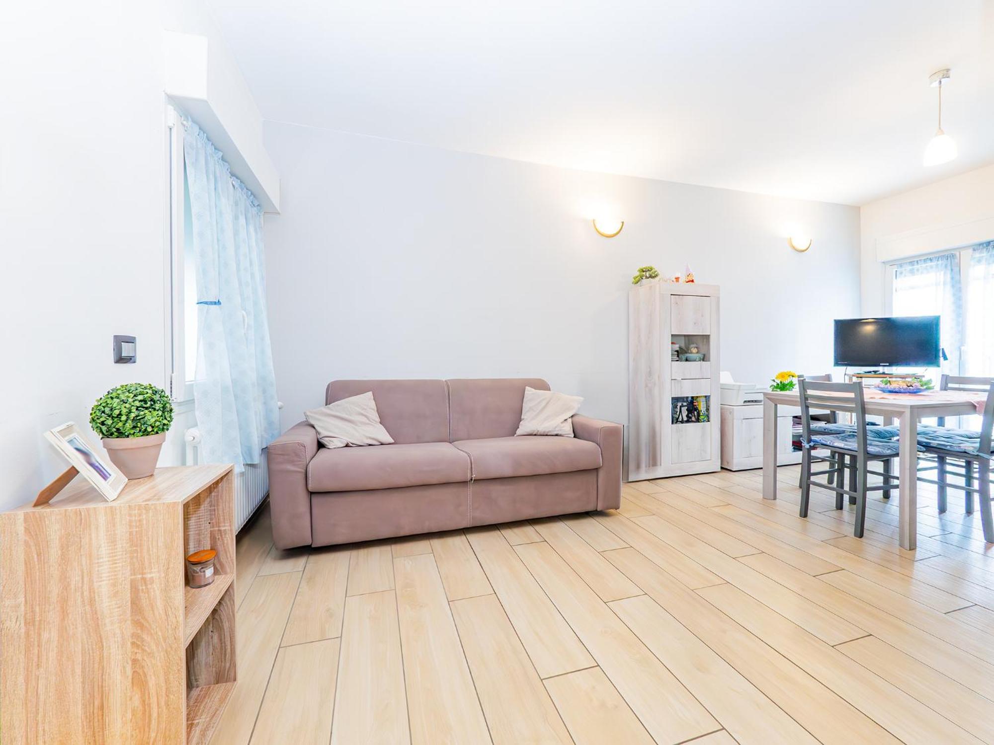 Chiaro House Colico
