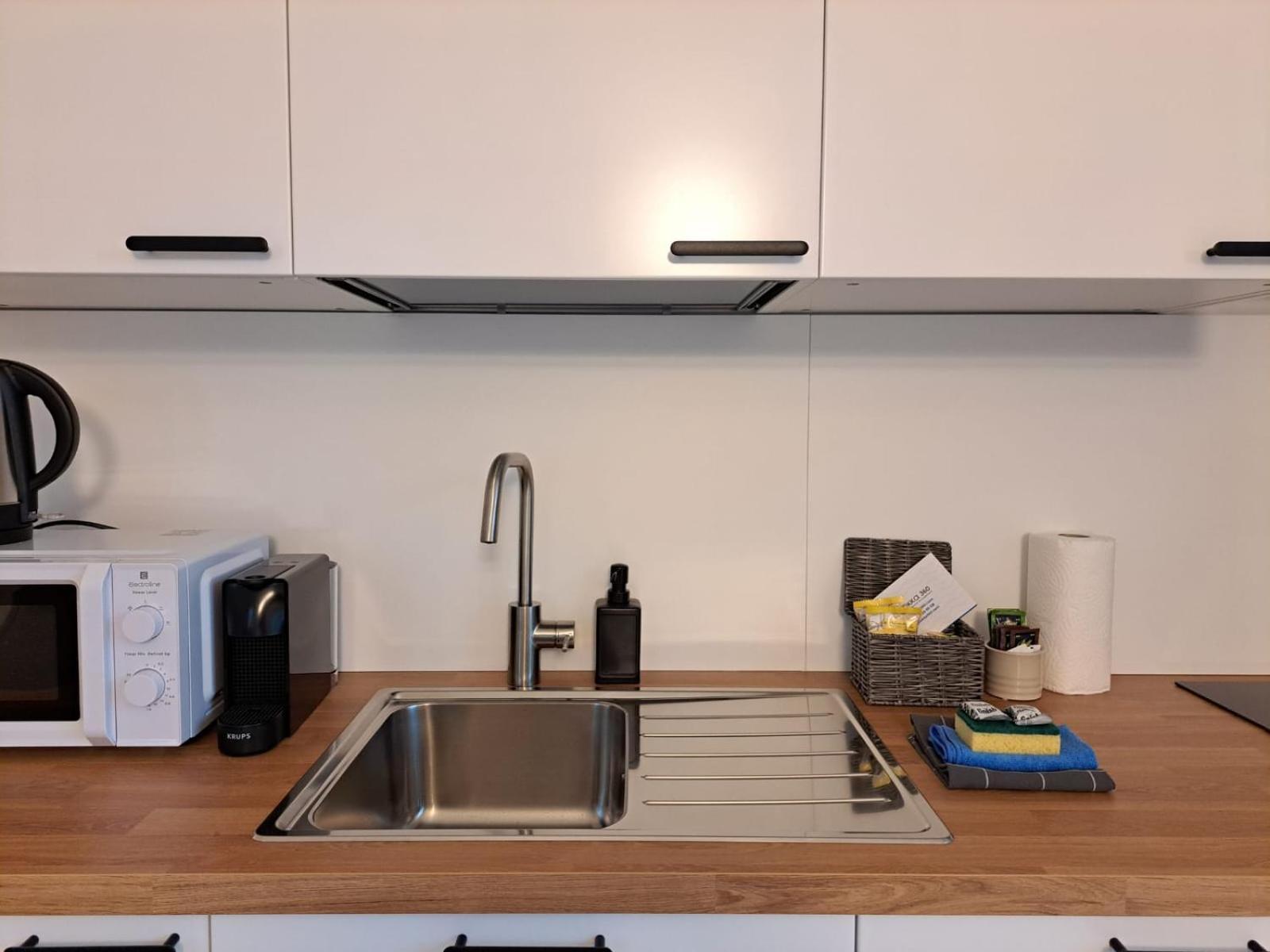 Lario By Quokka 360 - Close To Downtown Apartment *