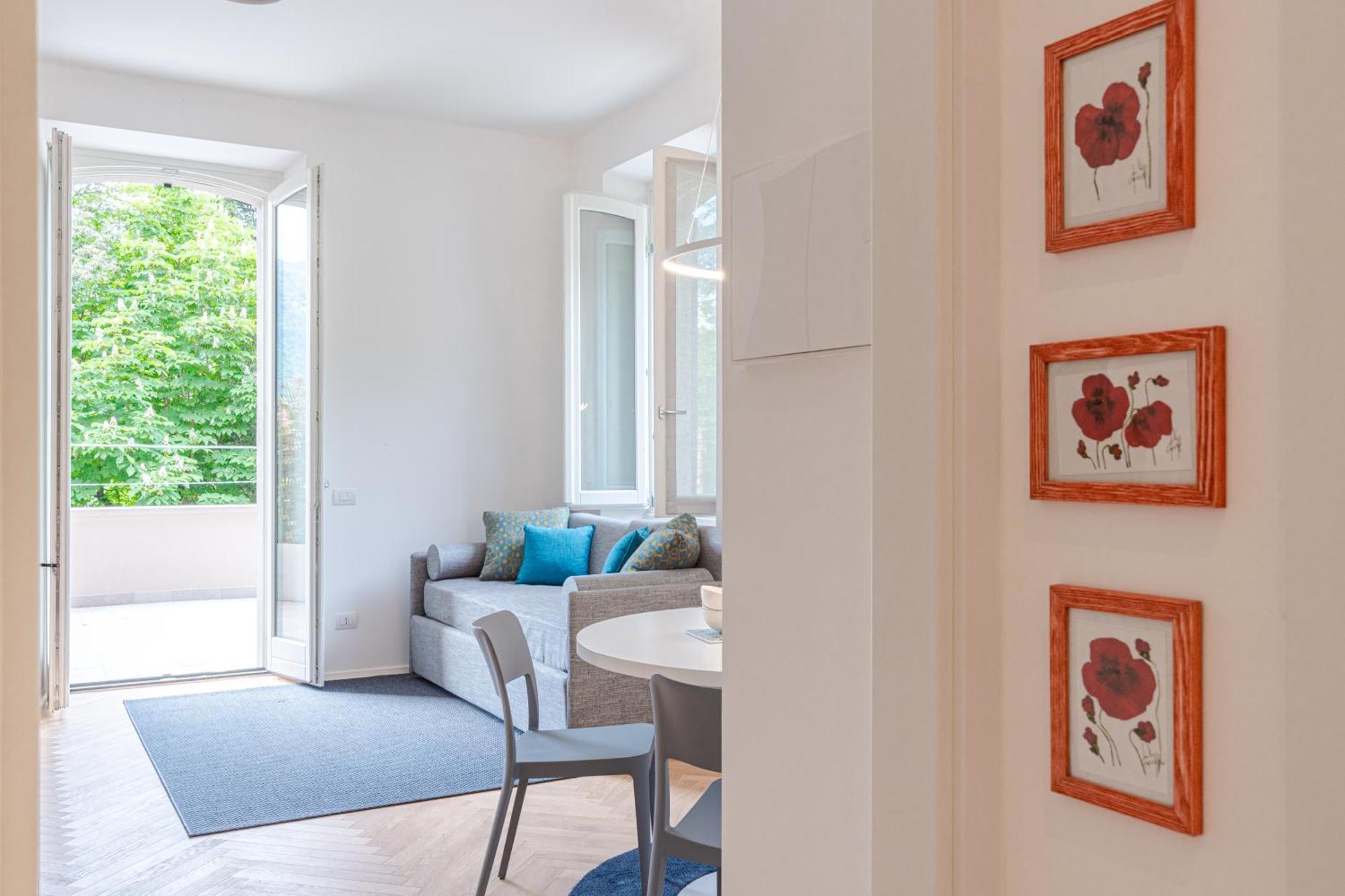 Apartment View With Pool, Garden And Parking