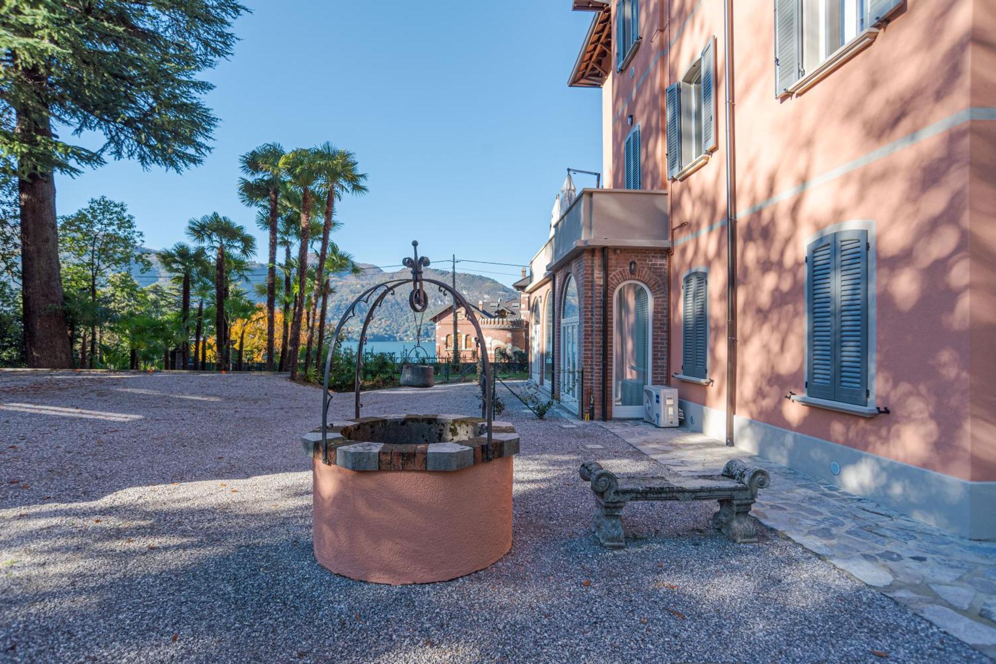 Apartment View With Pool, Garden And Parking