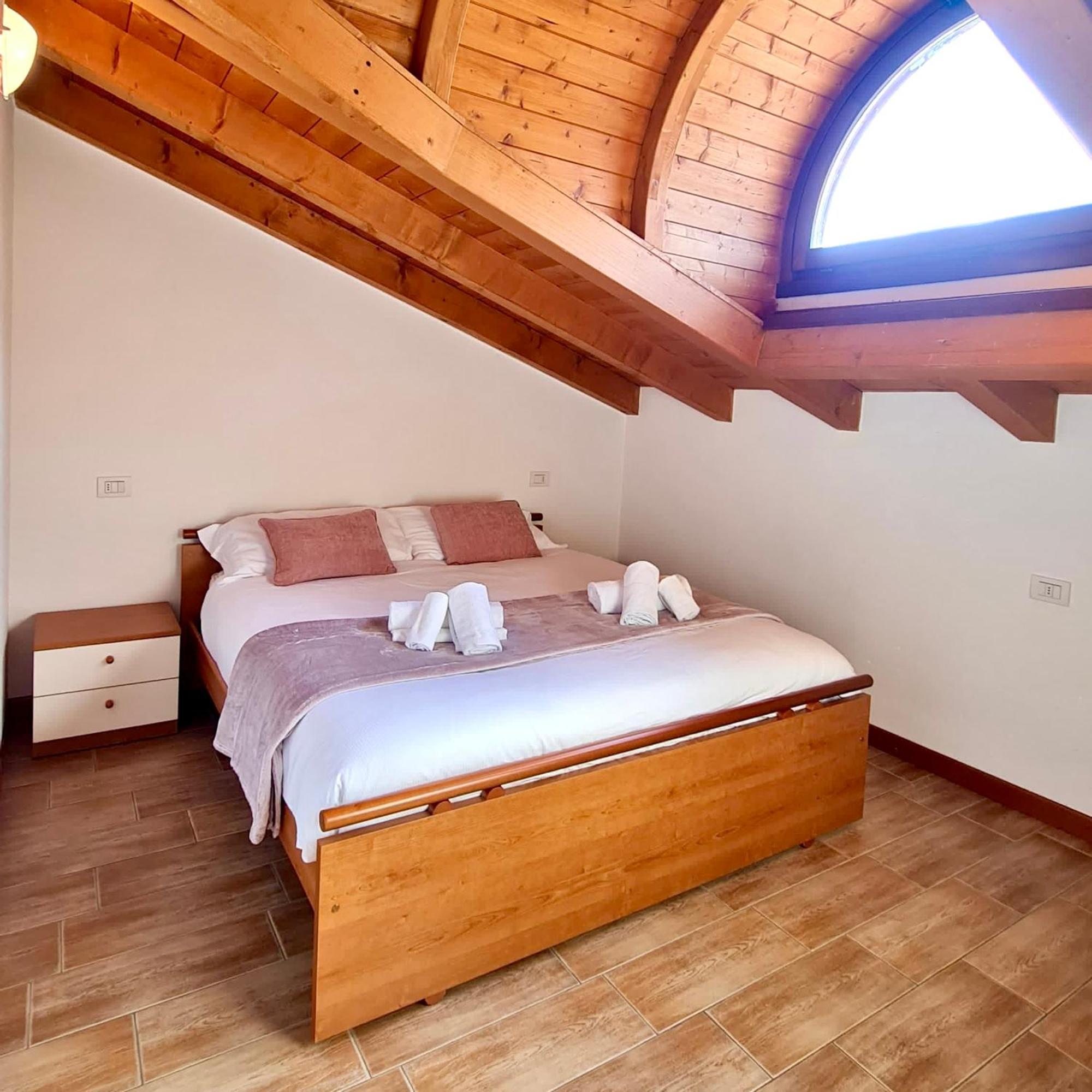 Sofia Apartment Domaso