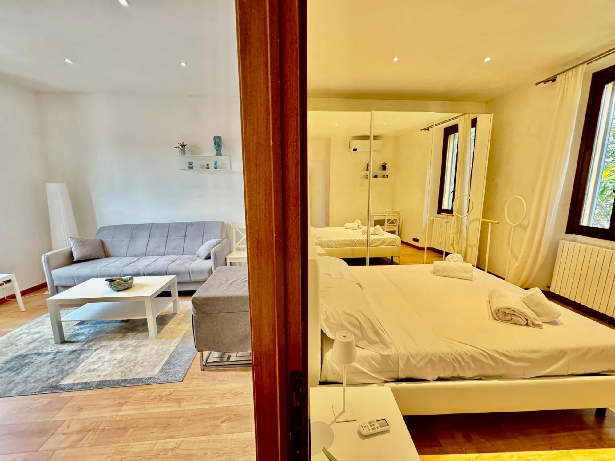 2bd Near The Station * Côme