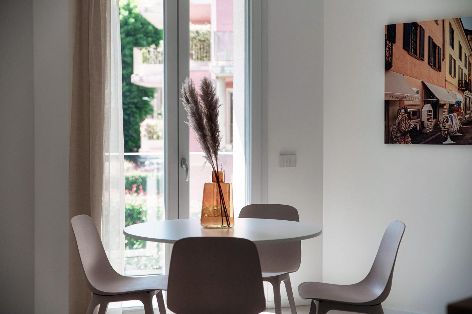 Apartment Lario By Quokka 360 - With Parking Next To Como
