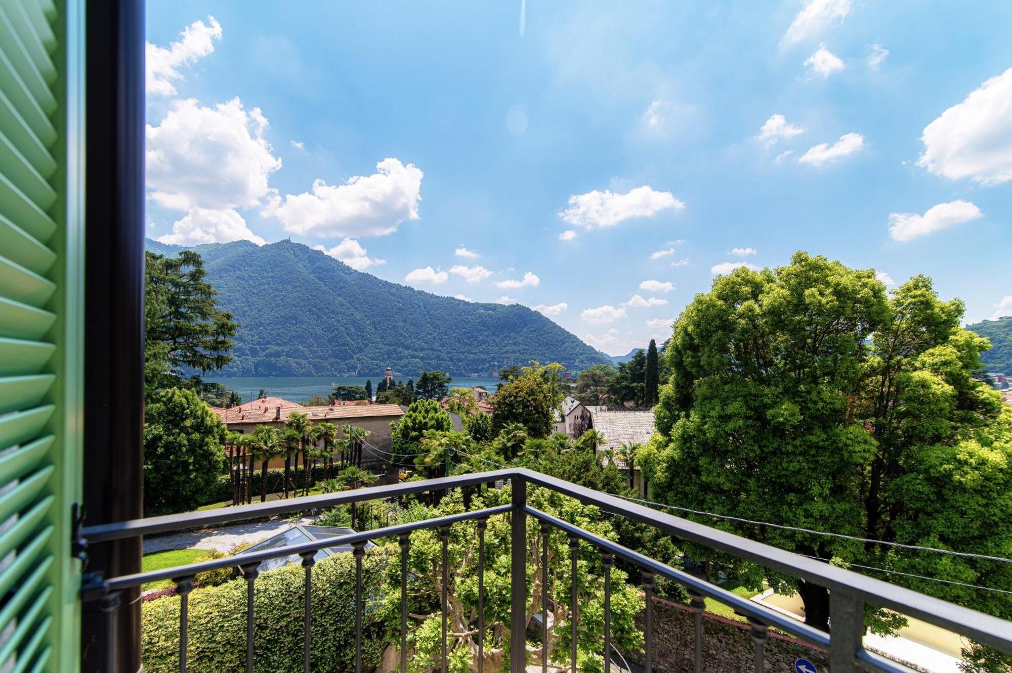 Hotel Ristorante La Vignetta Cernobbio 3*