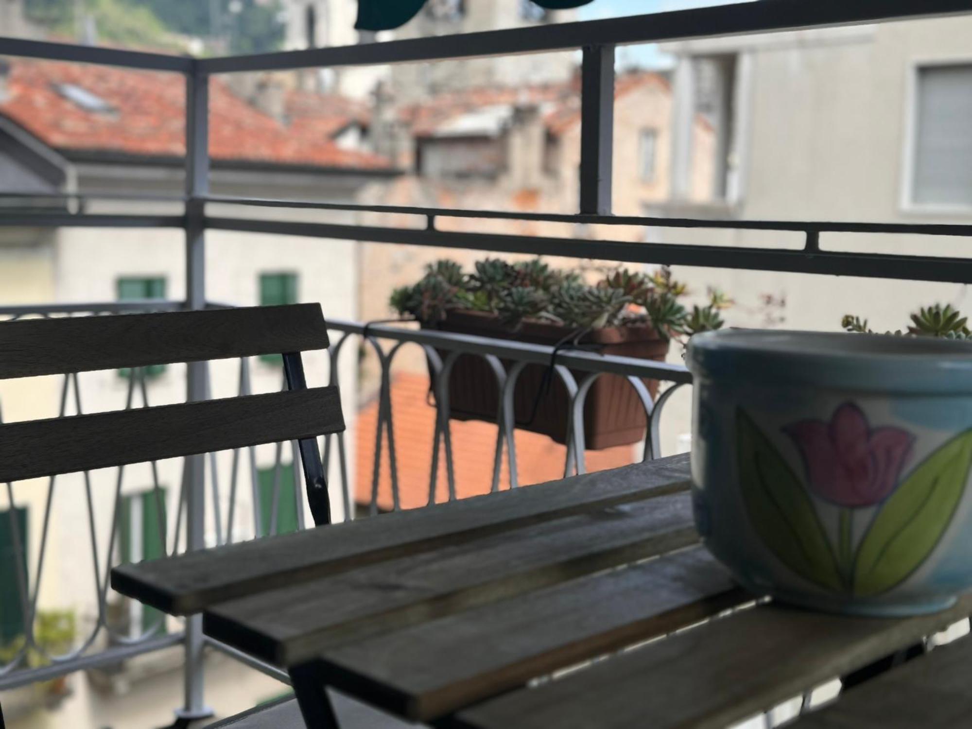 Casa Rosy Historic Centre Como