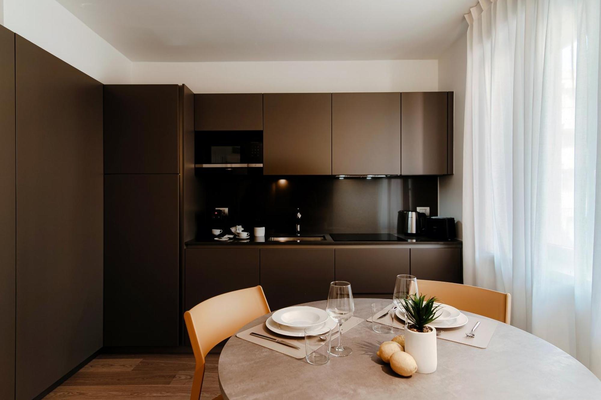 Apartment Rubini - By Myhomeincomo Como