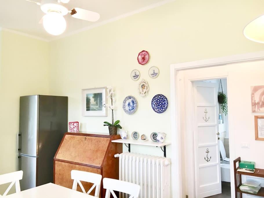 Vintage With Views Apartment