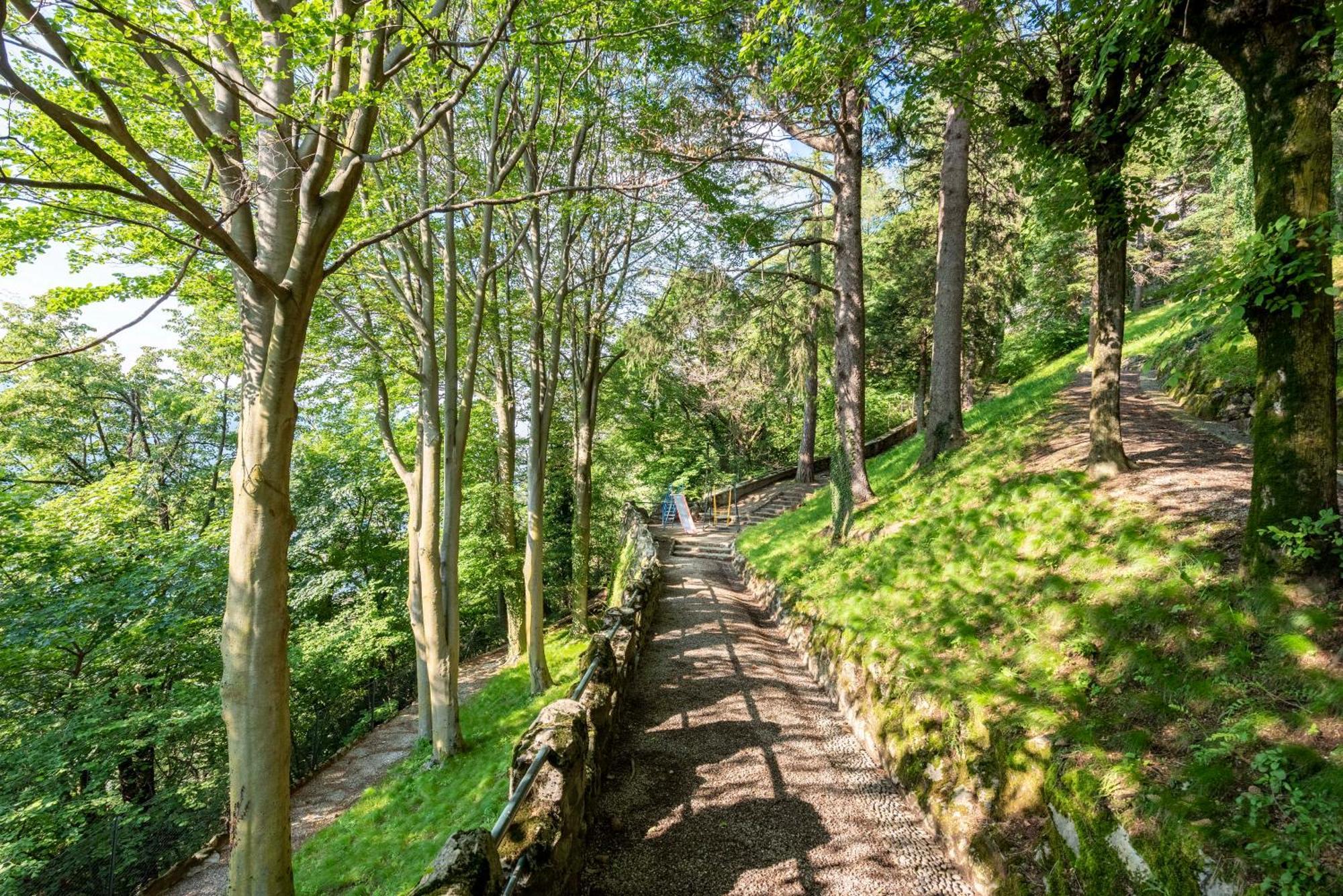 Villa Jolanda By Reste Italy Brunate