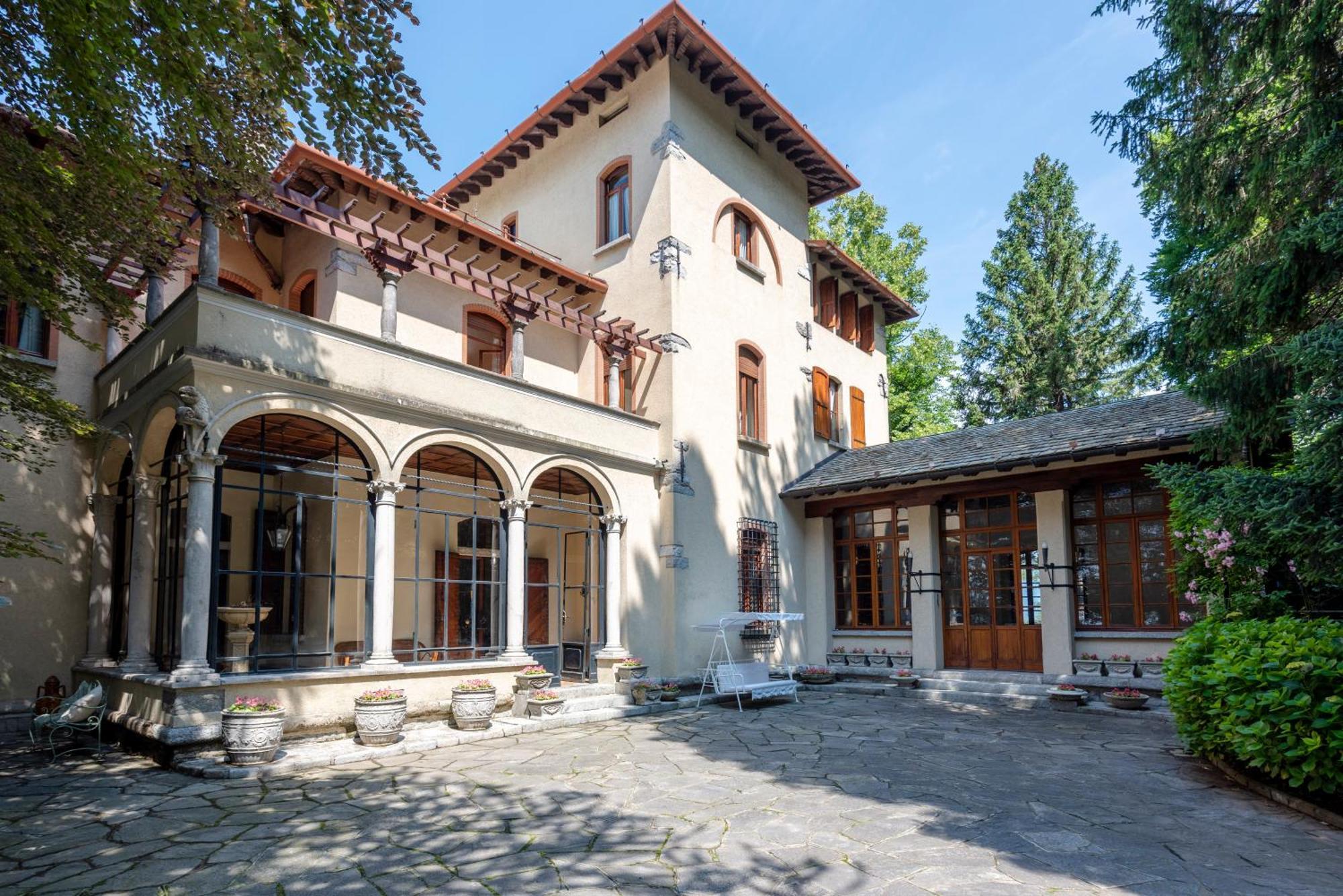 Jolanda By Reste Italy Villa Brunate