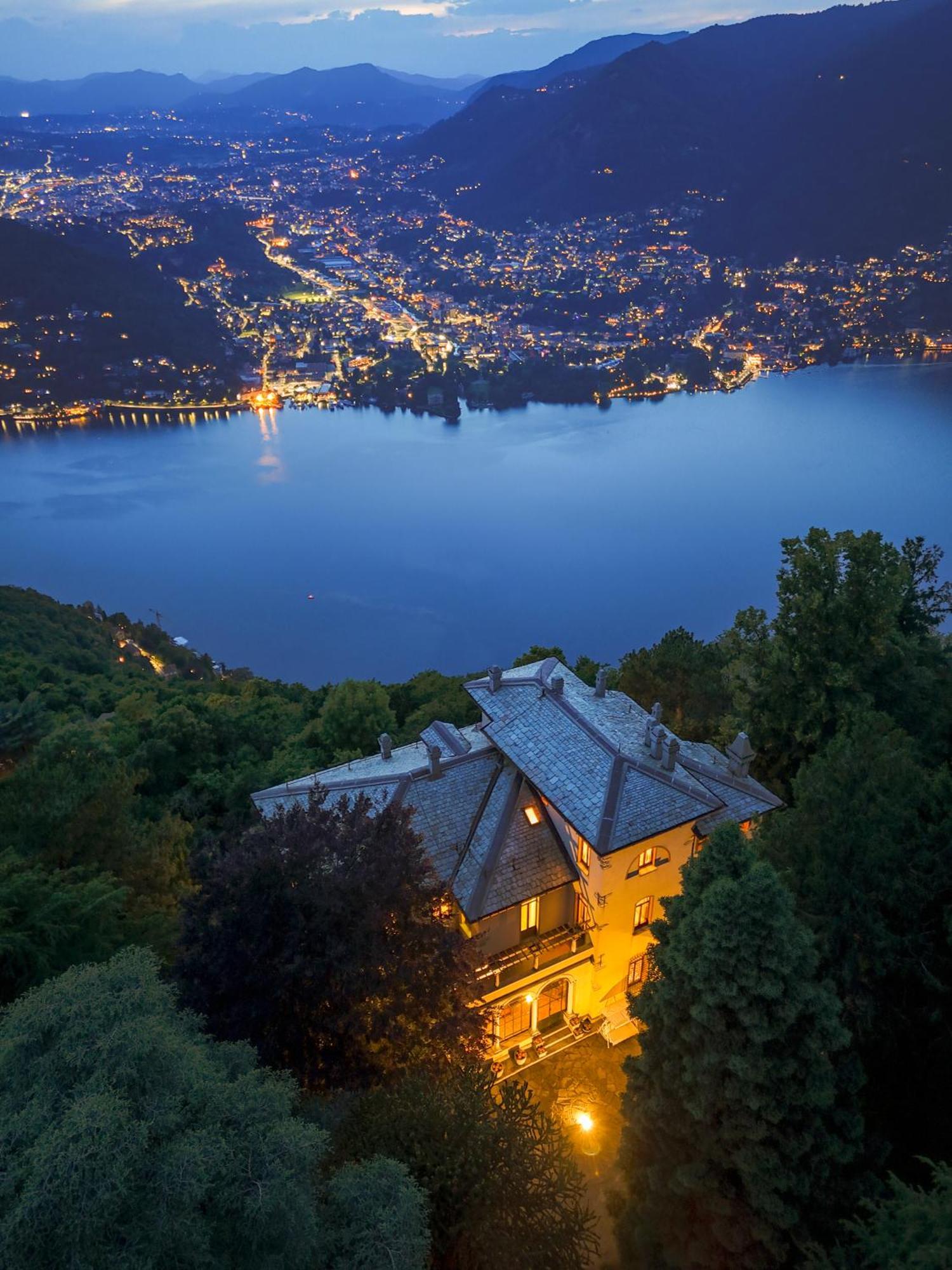 Villa Jolanda By Reste Italy