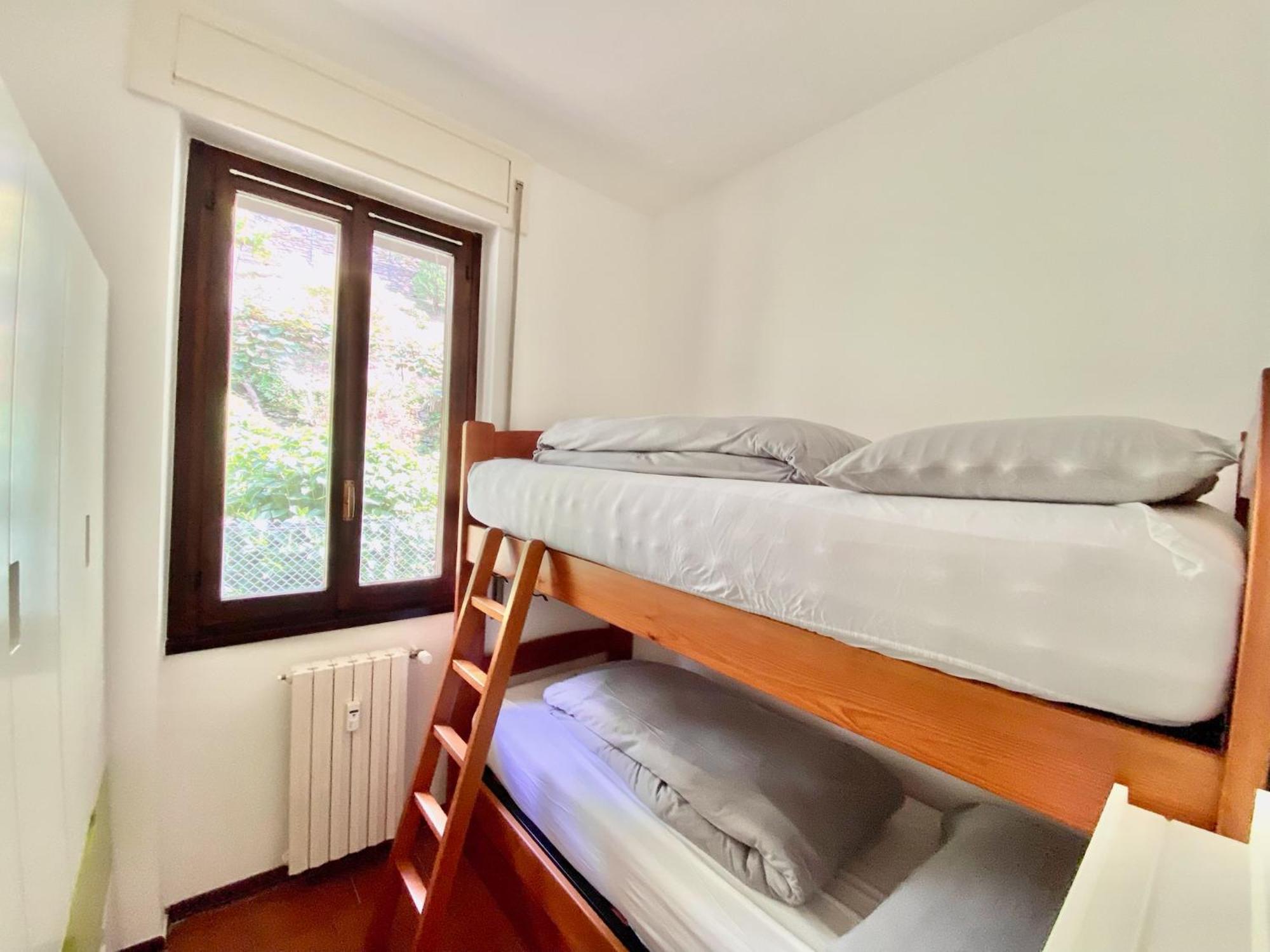 Lube Apartment *