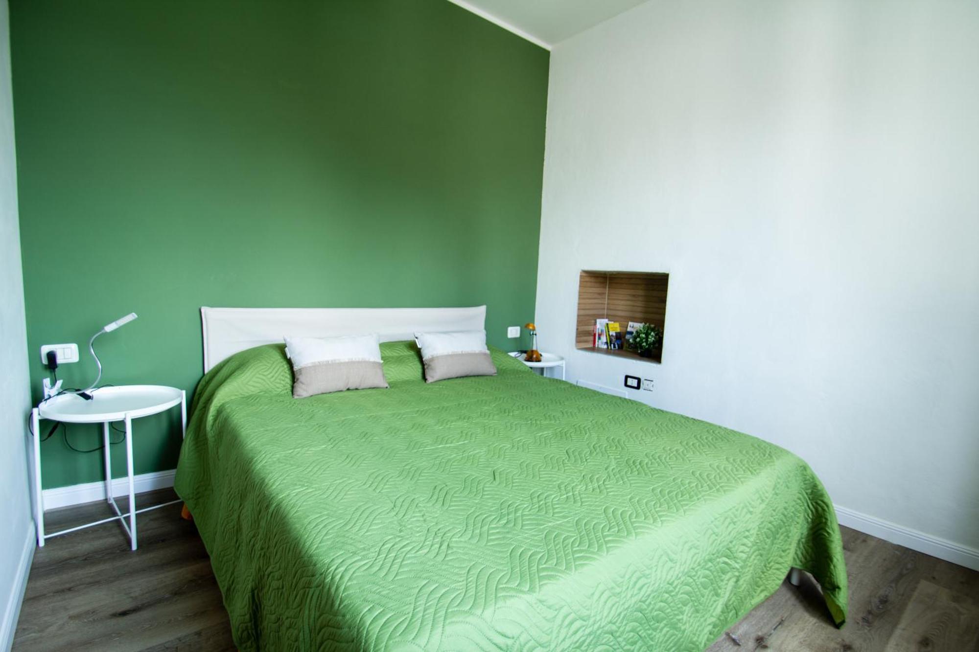 Your Refuge In - * Lecco